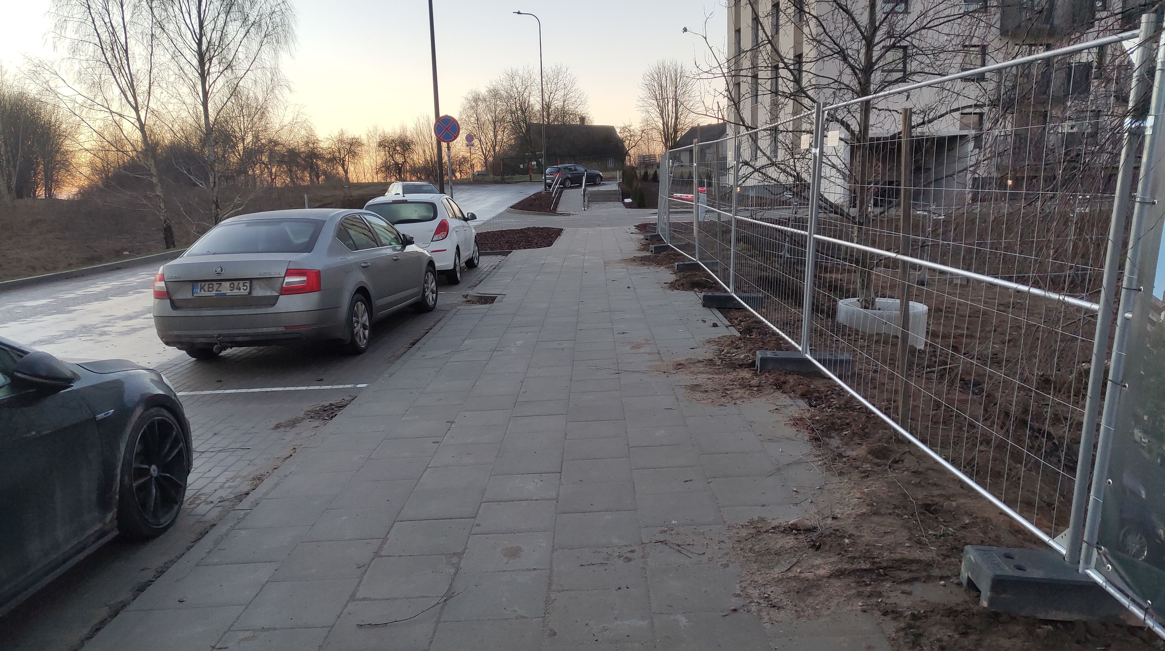 Click image for larger version

Name:	P51226-155700.jpg
Views:	180
Size:	1,61 MB
ID:	2236299