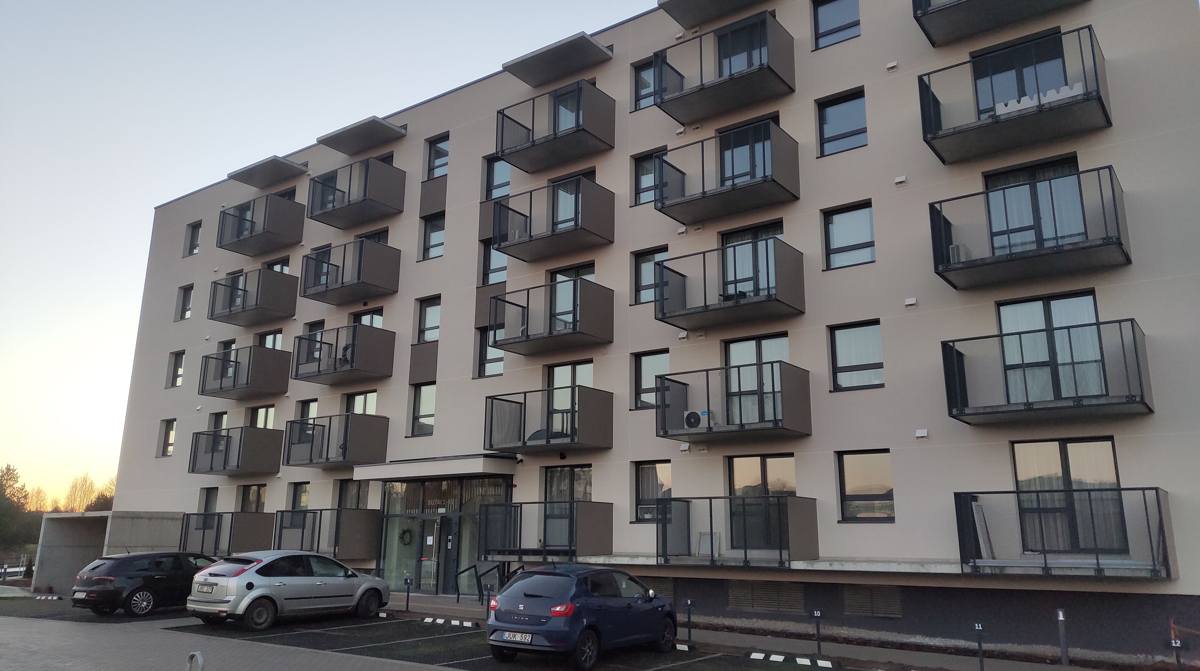 Click image for larger version

Name:	P51226-155505.jpg
Views:	100
Size:	1,08 MB
ID:	2236307