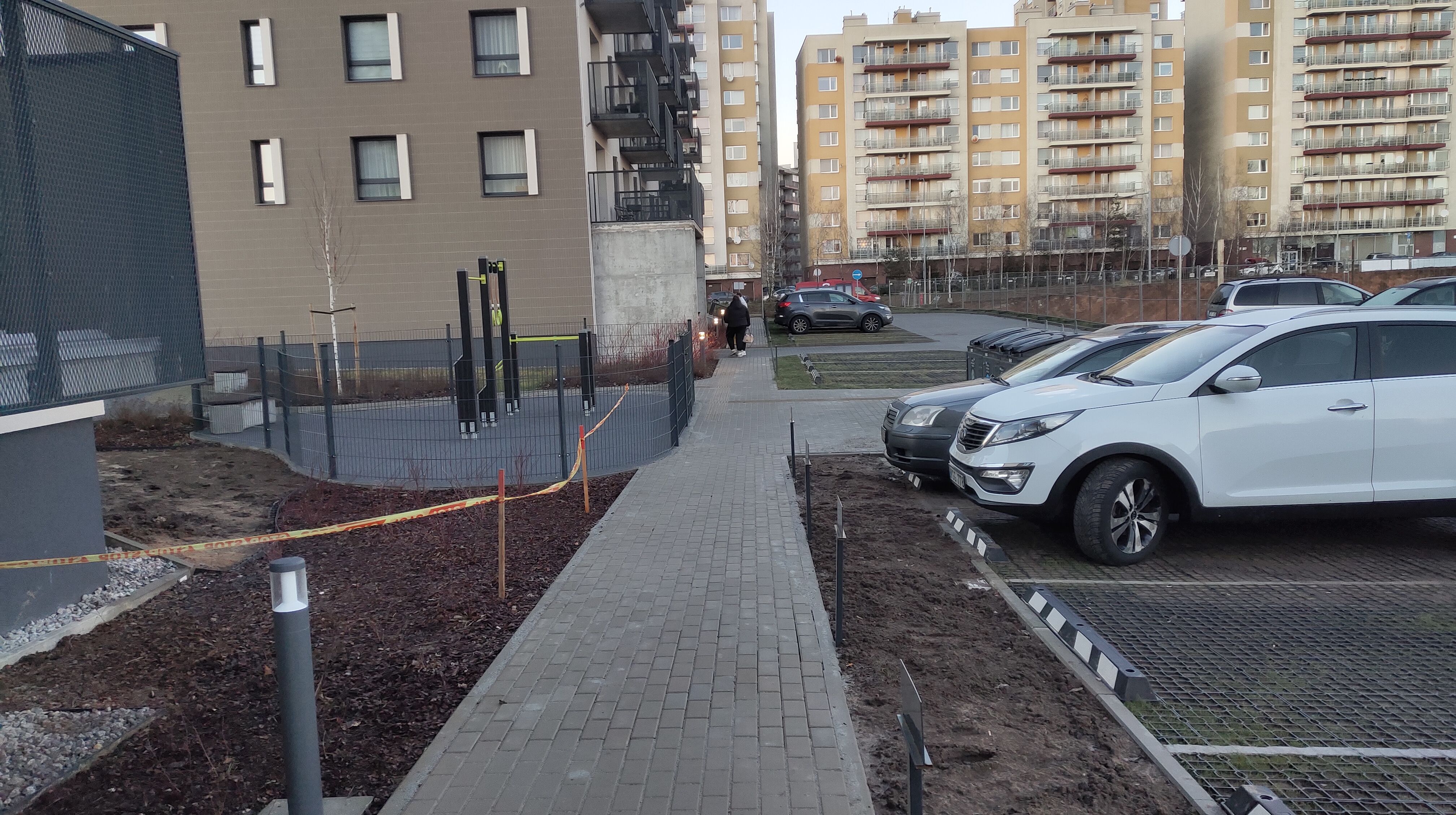 Click image for larger version

Name:	P51226-155524.jpg
Views:	68
Size:	1,58 MB
ID:	2236493