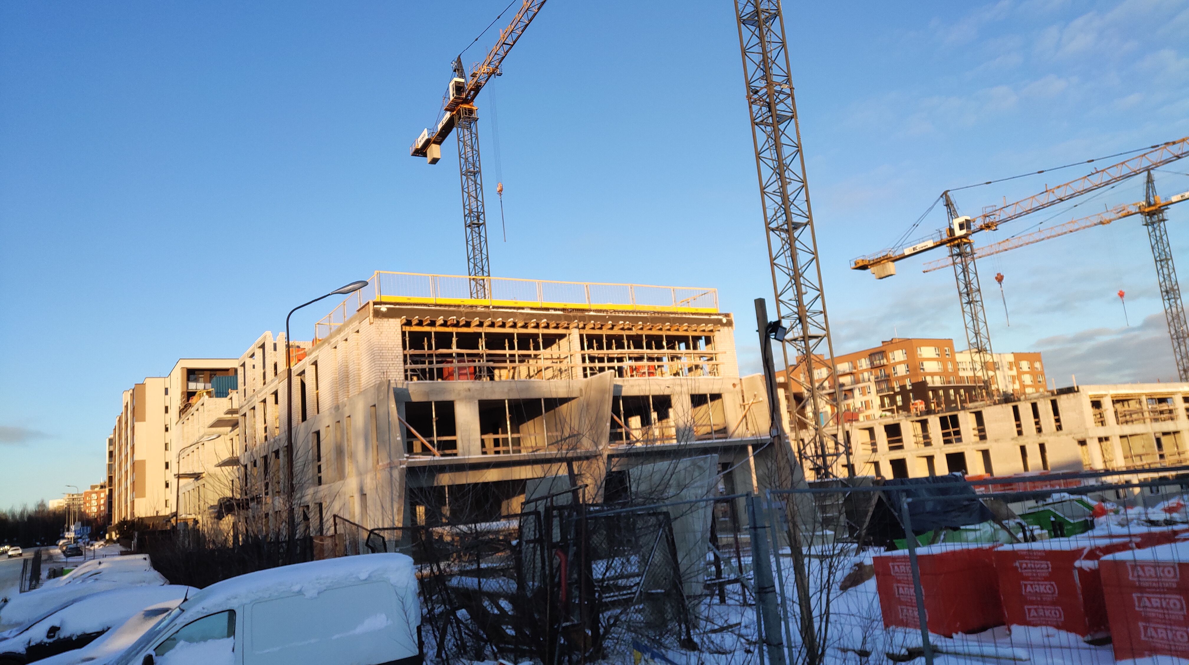 Click image for larger version

Name:	P51231-151540.jpg
Views:	103
Size:	1,11 MB
ID:	2236917