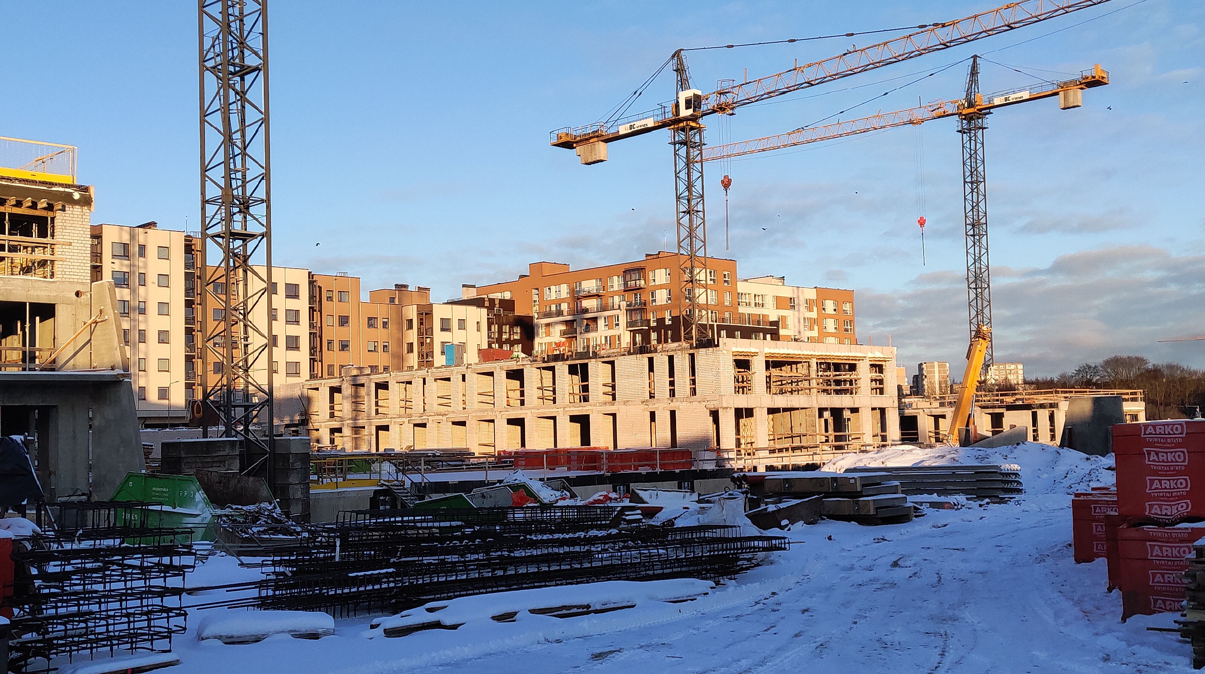 Click image for larger version

Name:	P51231-151526.jpg
Views:	107
Size:	1,47 MB
ID:	2236918