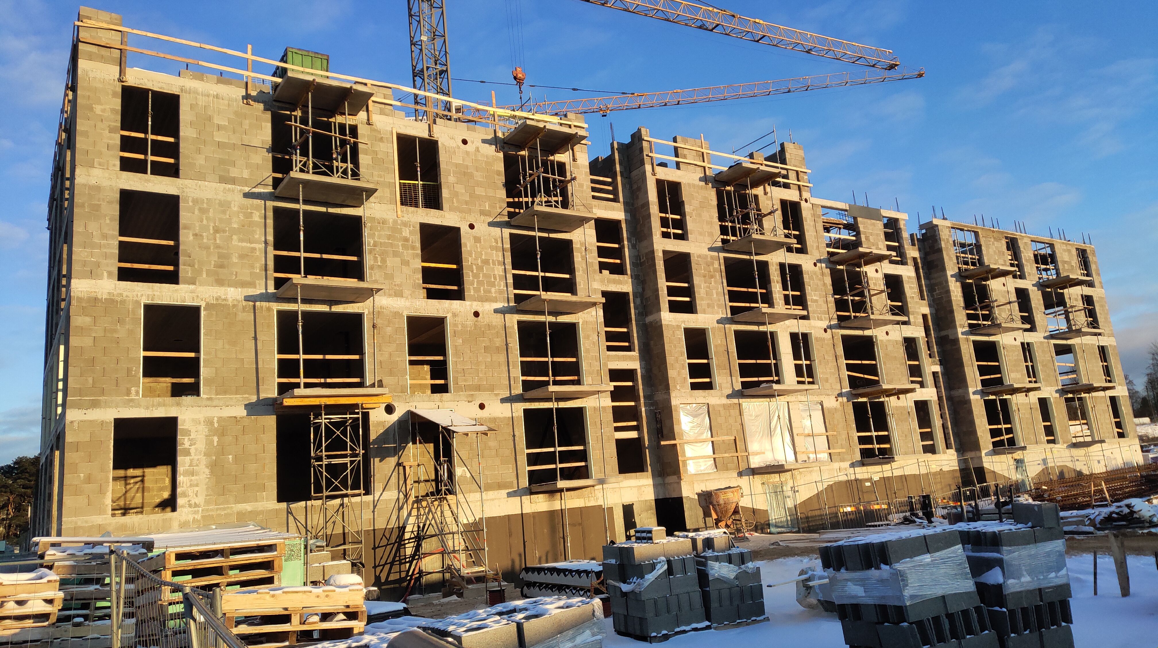 Click image for larger version

Name:	P51231-151159.jpg
Views:	92
Size:	1,54 MB
ID:	2237458