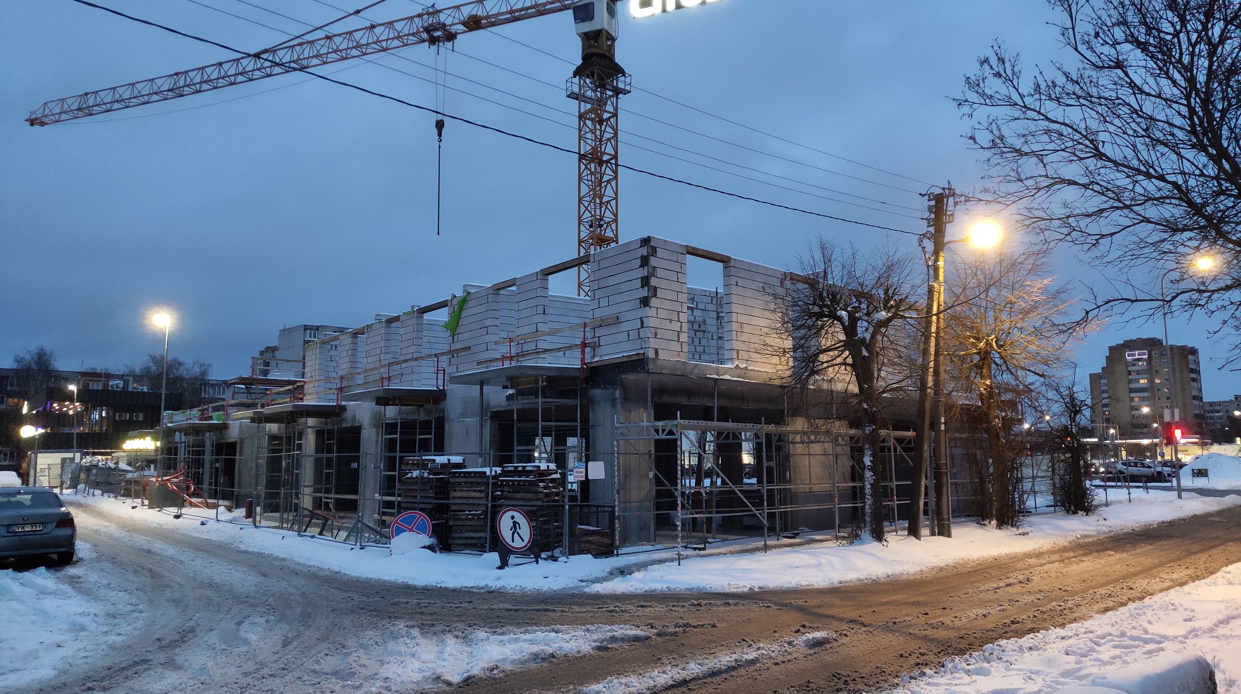 Click image for larger version

Name:	P60102-163228.jpg
Views:	358
Size:	1,33 MB
ID:	2237465