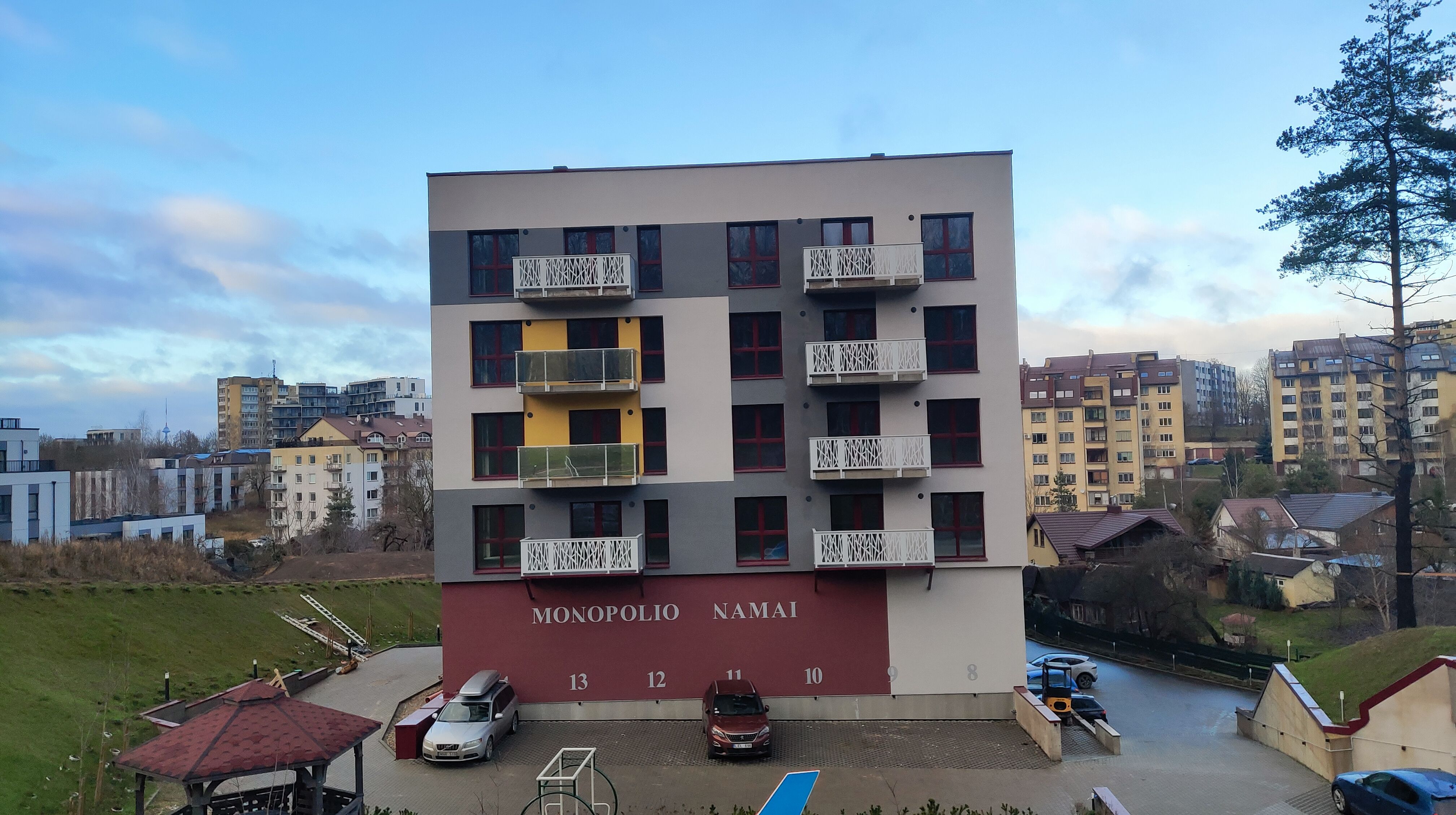 Click image for larger version

Name:	P51221-141653.jpg
Views:	1382
Size:	1,15 MB
ID:	2237734