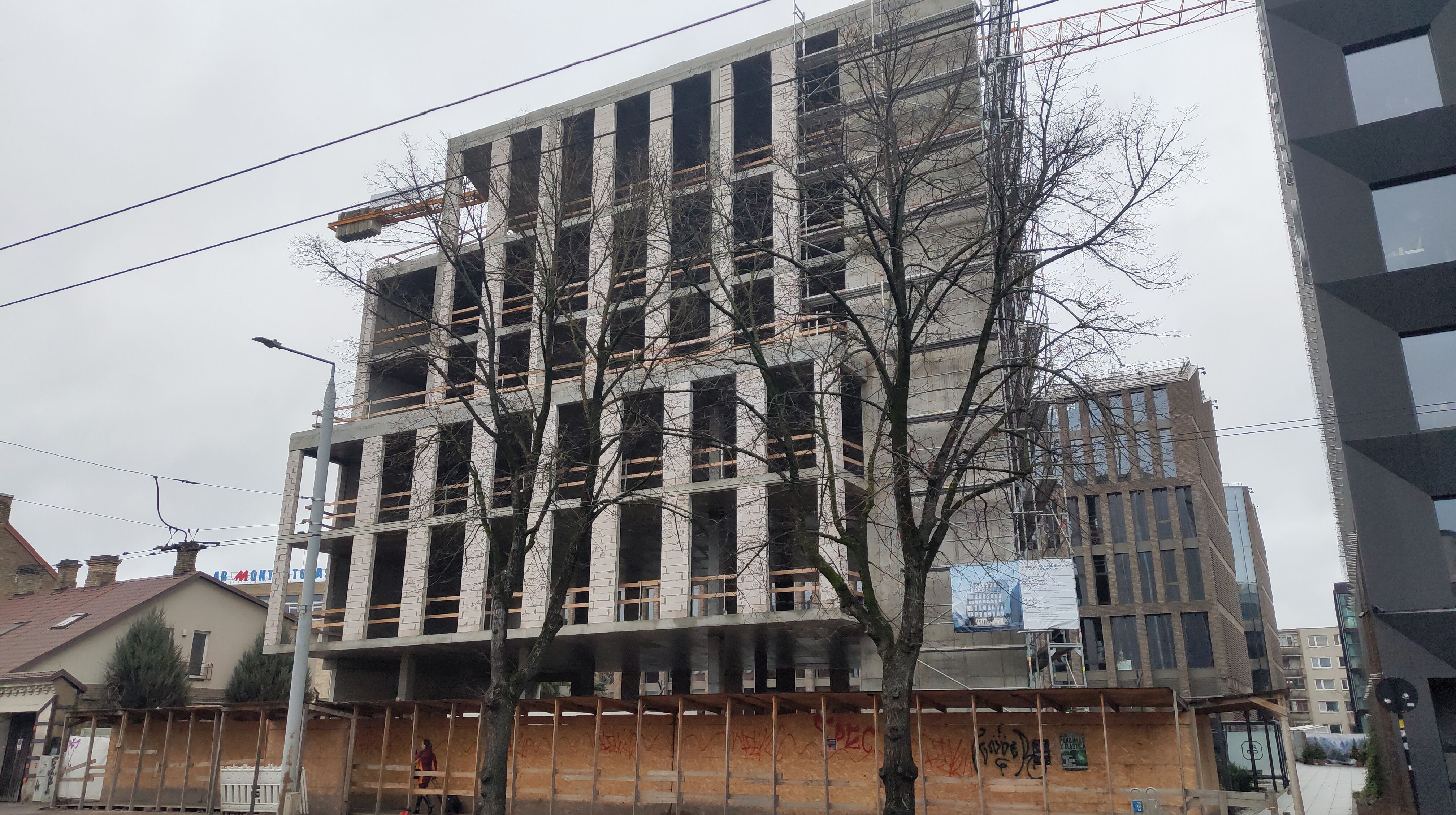 Click image for larger version

Name:	P51221-132537.jpg
Views:	1901
Size:	1,54 MB
ID:	2237742