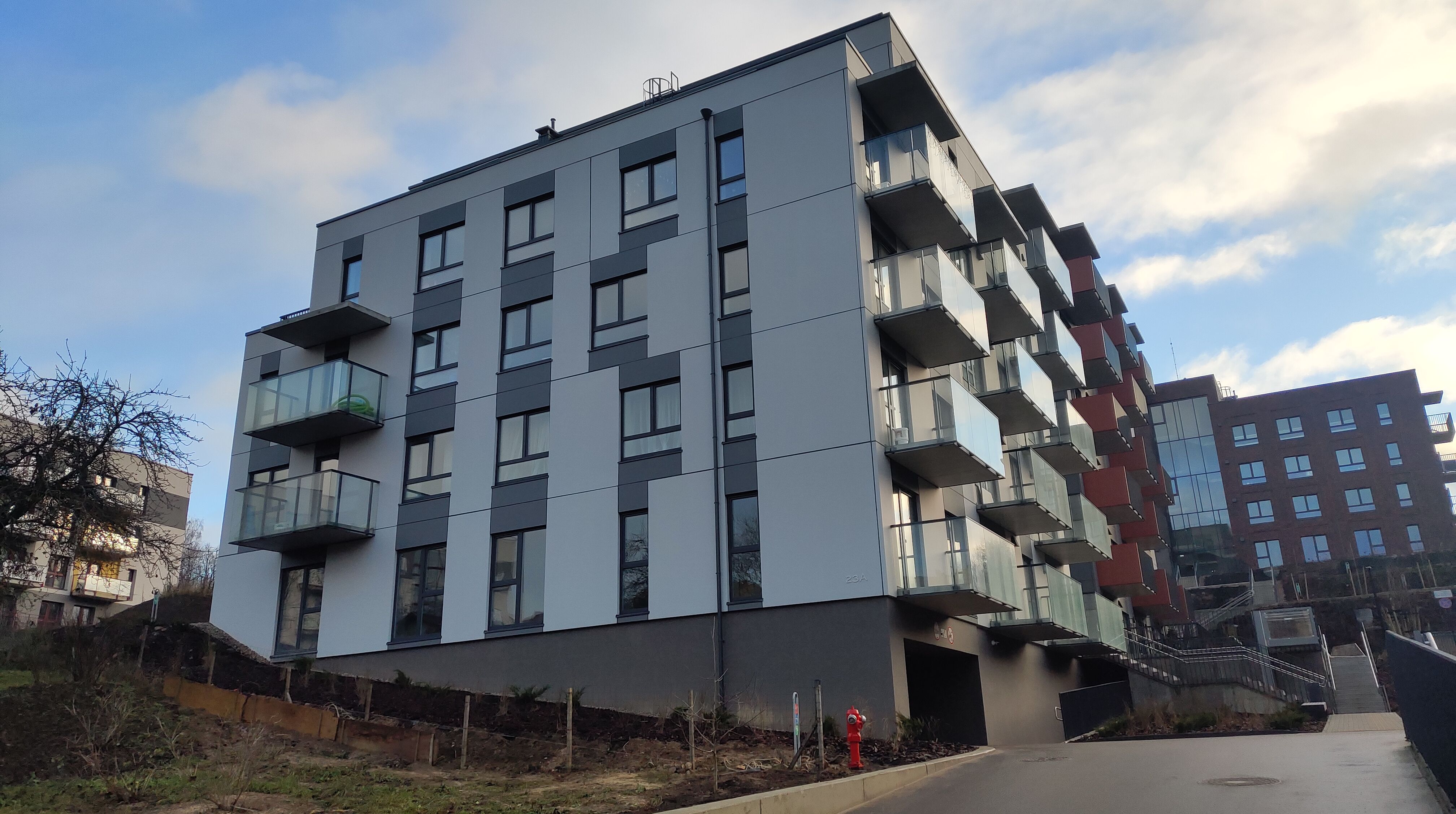 Click image for larger version

Name:	P51221-142824.jpg
Views:	1040
Size:	1,09 MB
ID:	2237876