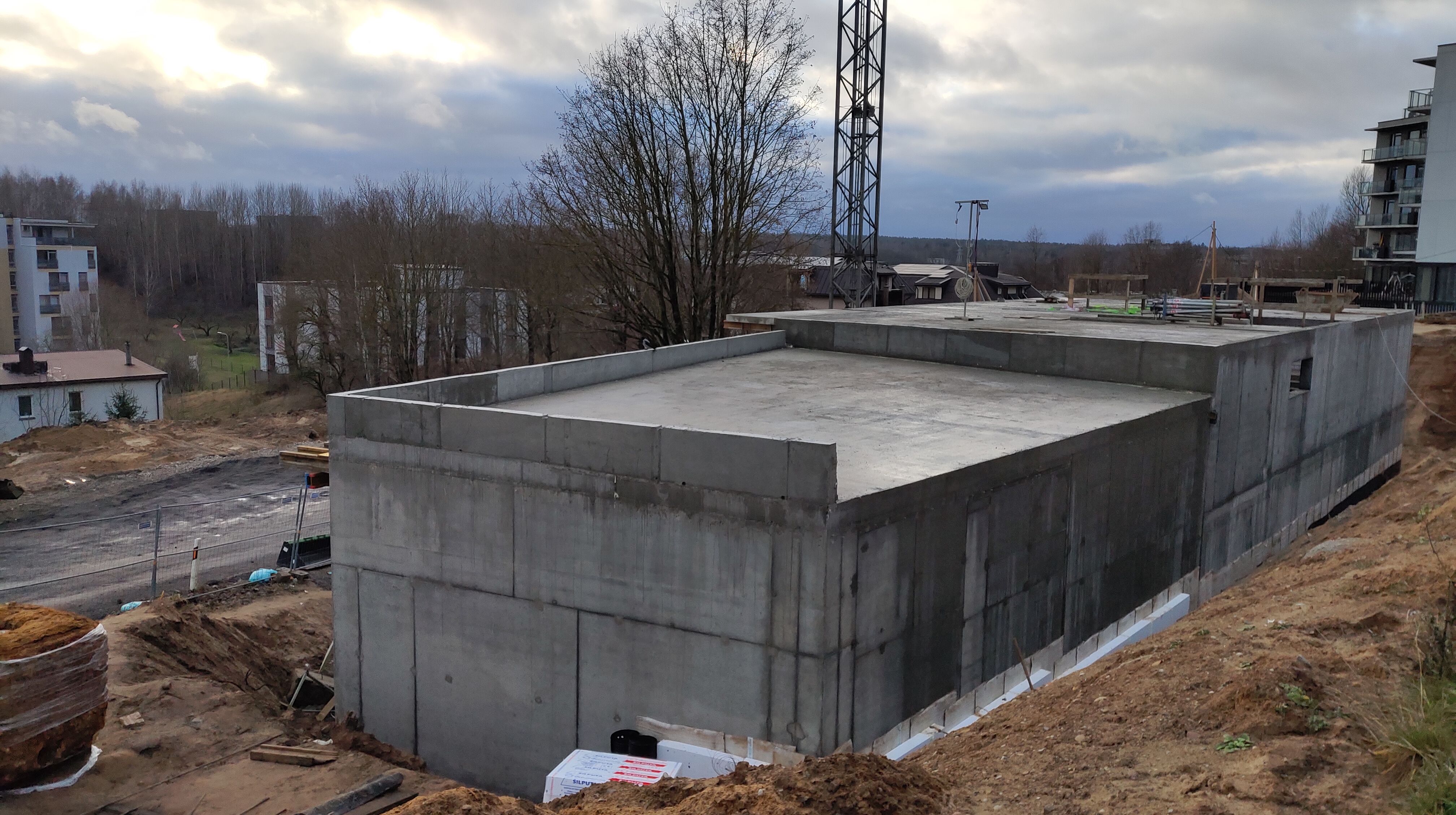 Click image for larger version

Name:	P51221-143435.jpg
Views:	326
Size:	1,28 MB
ID:	2238269