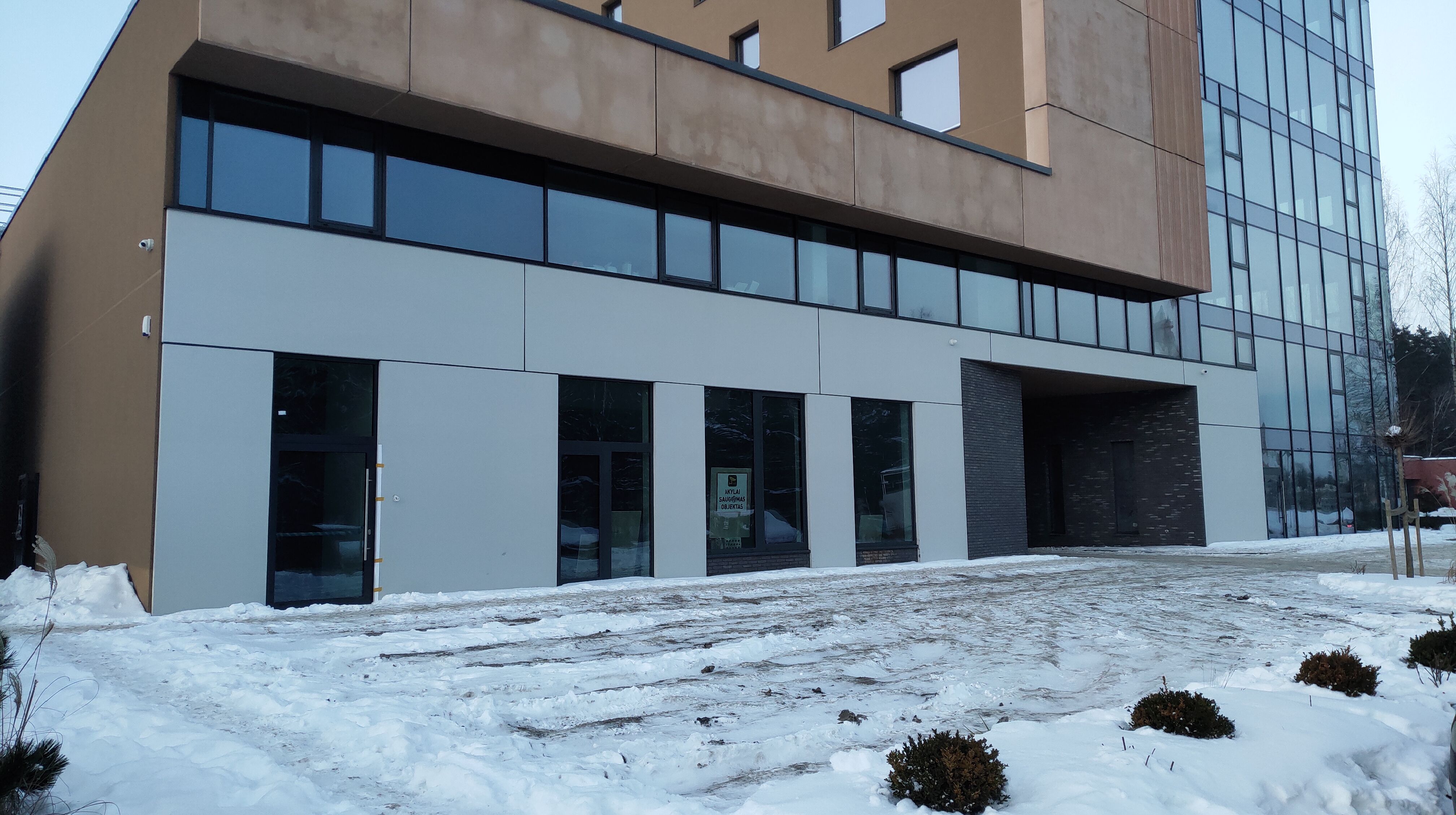 Click image for larger version

Name:	P60123-162911.jpg
Views:	476
Size:	1,09 MB
ID:	2240133