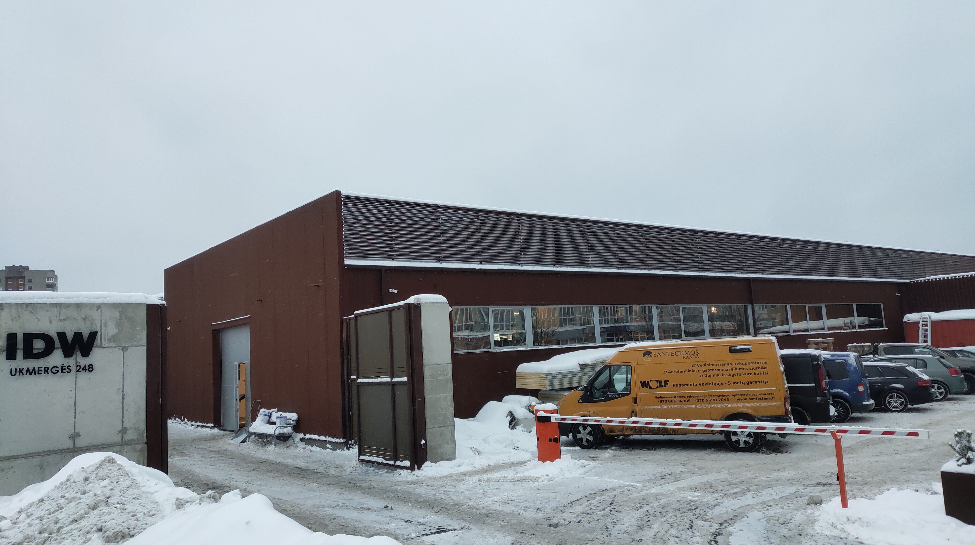 Click image for larger version

Name:	P60129-163228.jpg
Views:	31
Size:	991,5 kB
ID:	2240385