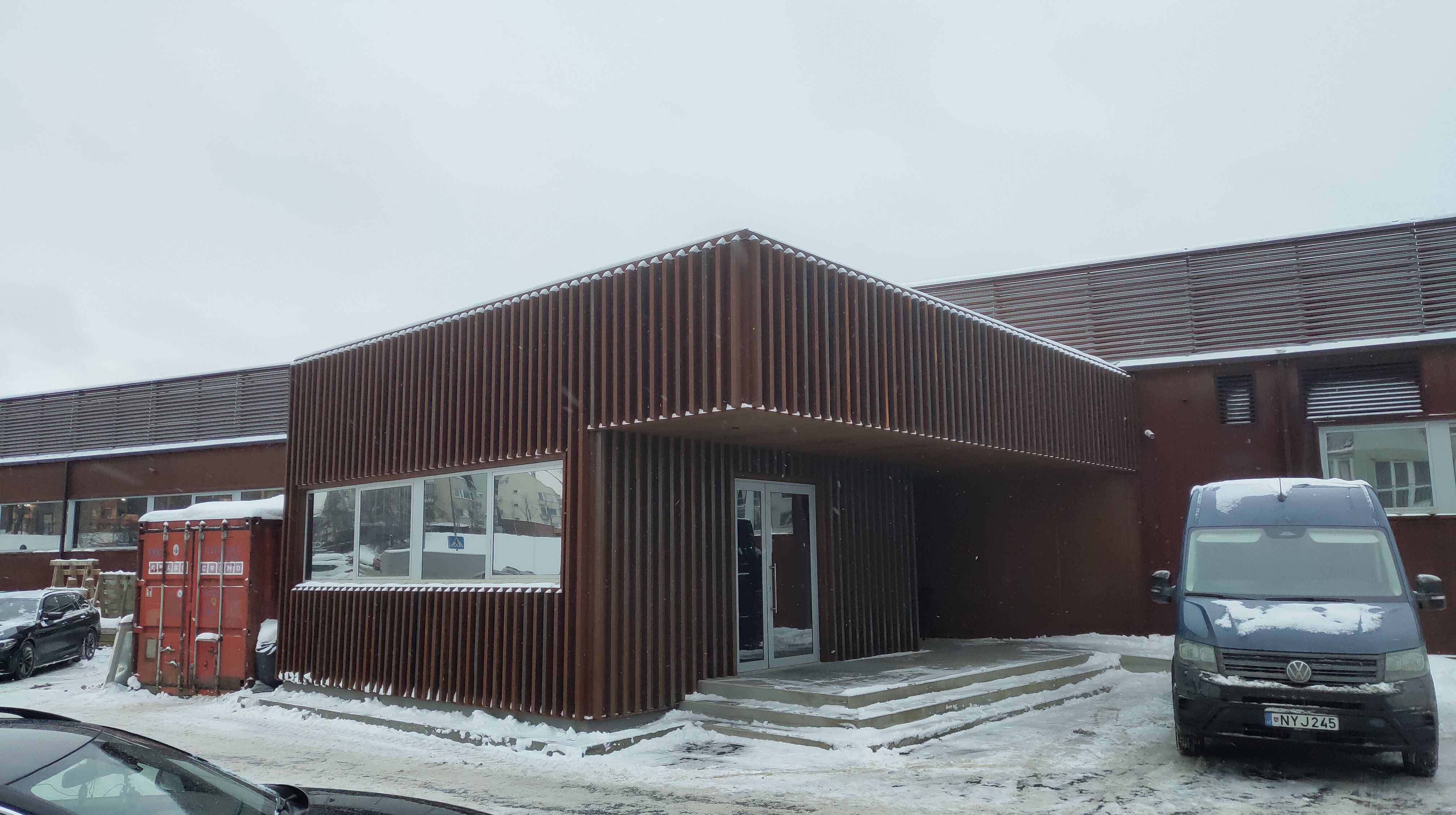 Click image for larger version

Name:	P60129-163318.jpg
Views:	31
Size:	1,01 MB
ID:	2240386