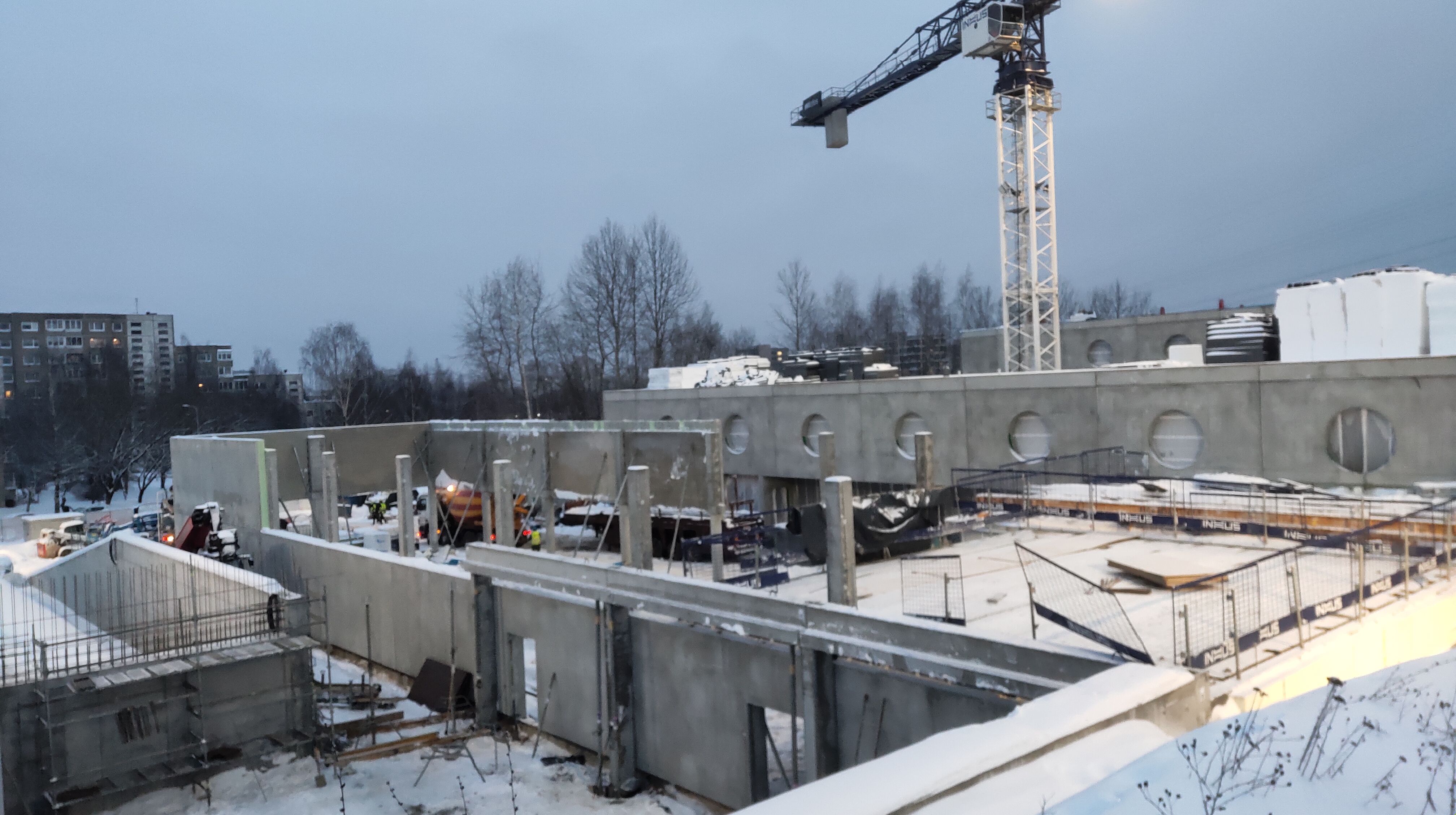 Click image for larger version

Name:	P60129-170716.jpg
Views:	487
Size:	985,0 kB
ID:	2240734