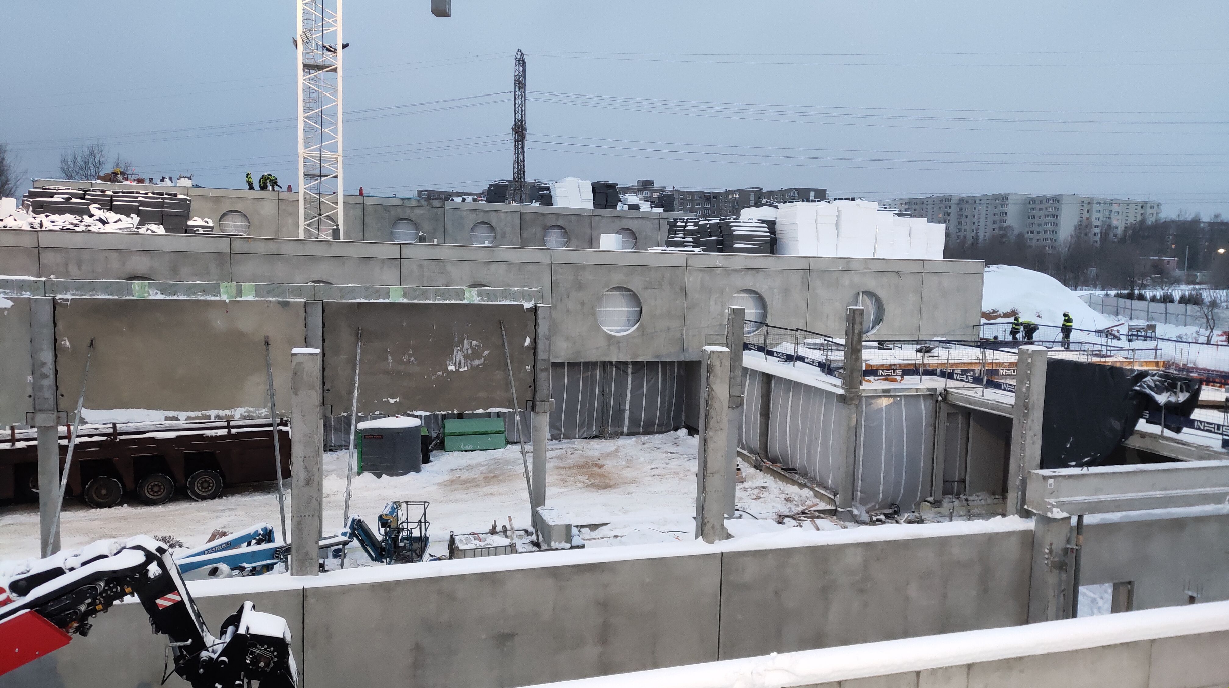 Click image for larger version

Name:	P60129-170452.jpg
Views:	488
Size:	1,12 MB
ID:	2240736