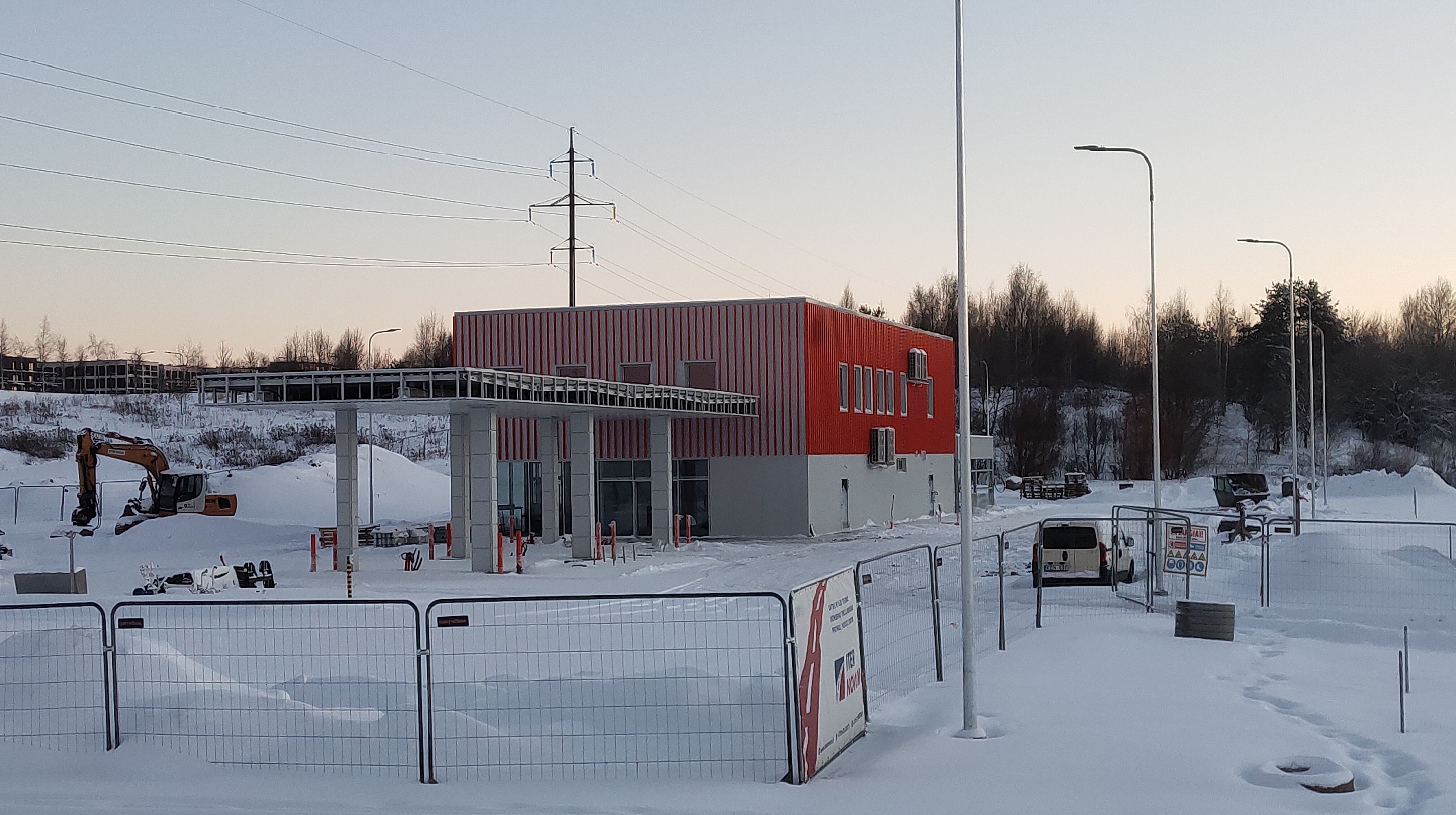 Click image for larger version

Name:	P60130-165057.jpg
Views:	219
Size:	1,04 MB
ID:	2240928