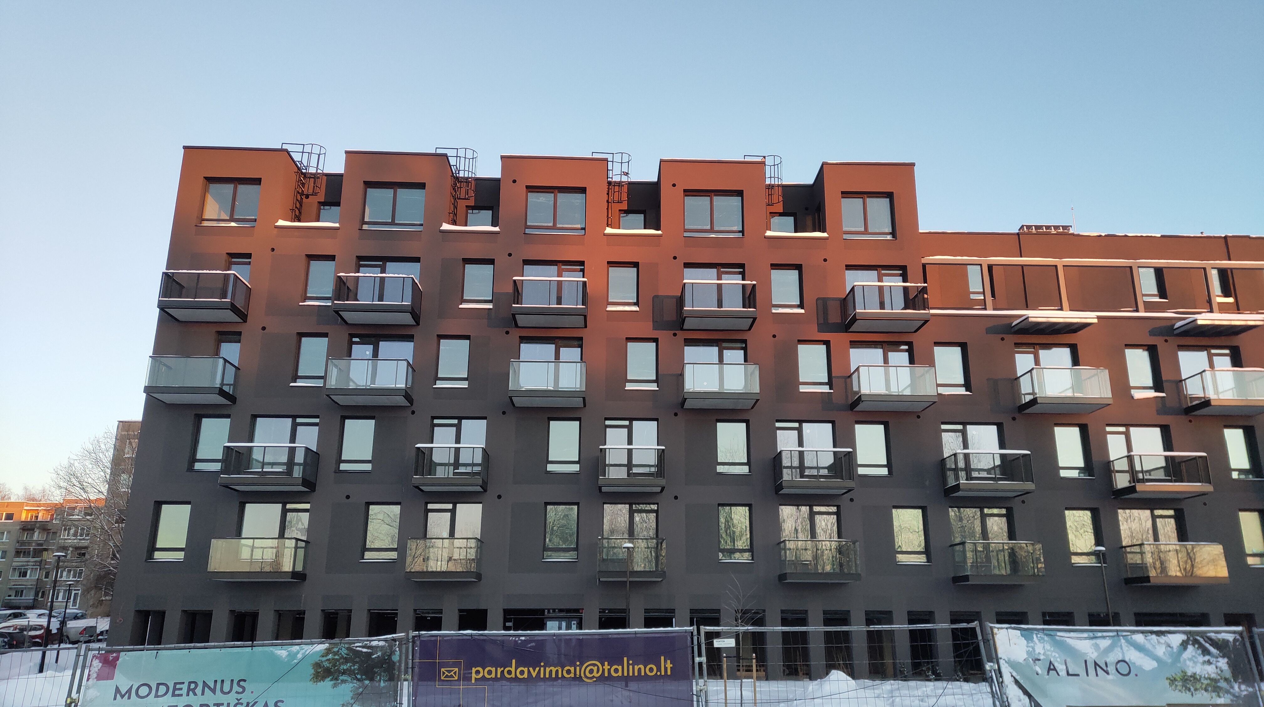 Click image for larger version

Name:	P60130-164057.jpg
Views:	343
Size:	1023,5 kB
ID:	2241025