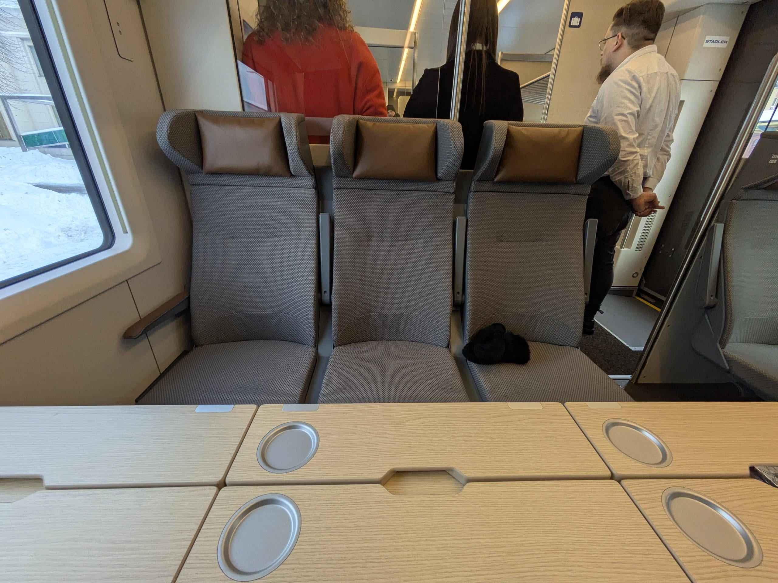 Click image for larger version

Name:	new-battery-trains-in-lithuania-v0-i2tyueil6ijg1.jpeg?width=2560&amp;format=pjpg&amp;auto=webp&amp;s=8d44e6b3517b470964e5e0c2329e6bd39a9eeb82.jpg
Views:	35
Size:	611,5 kB
ID:	2242149