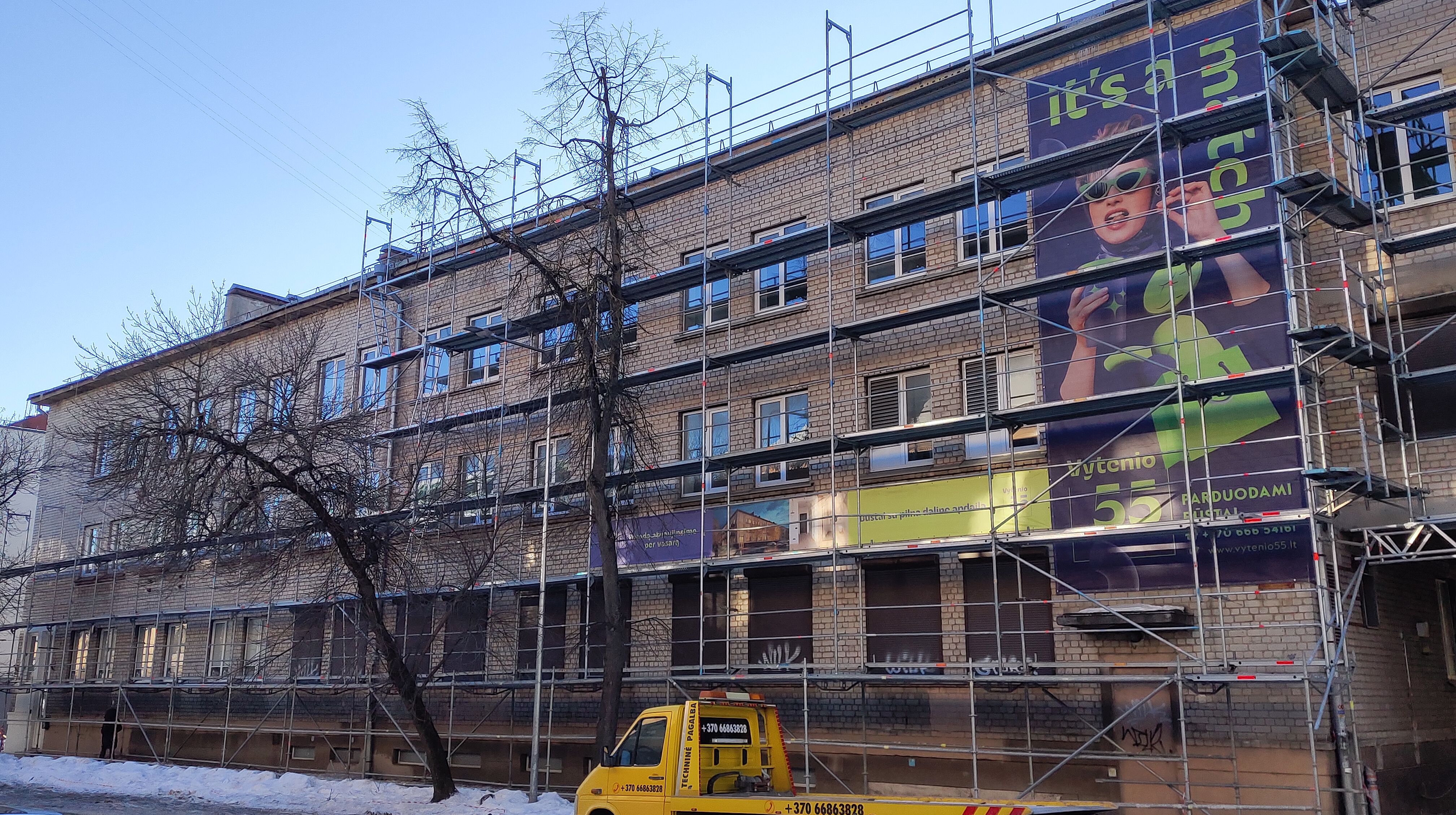 Click image for larger version

Name:	P60216-155155.jpg
Views:	133
Size:	1,87 MB
ID:	2242502