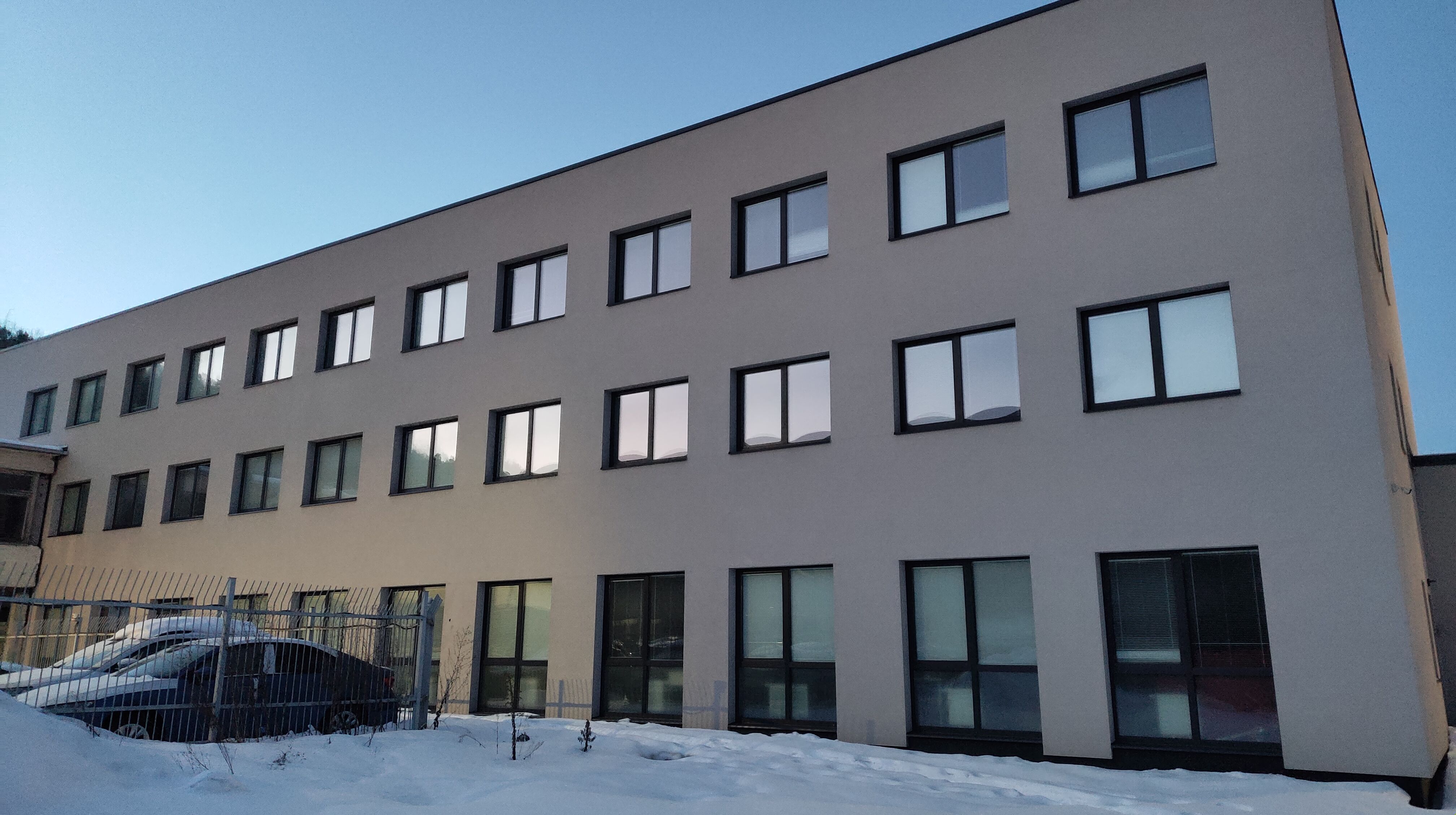 Click image for larger version

Name:	P60215-175656.jpg
Views:	283
Size:	1,07 MB
ID:	2242595