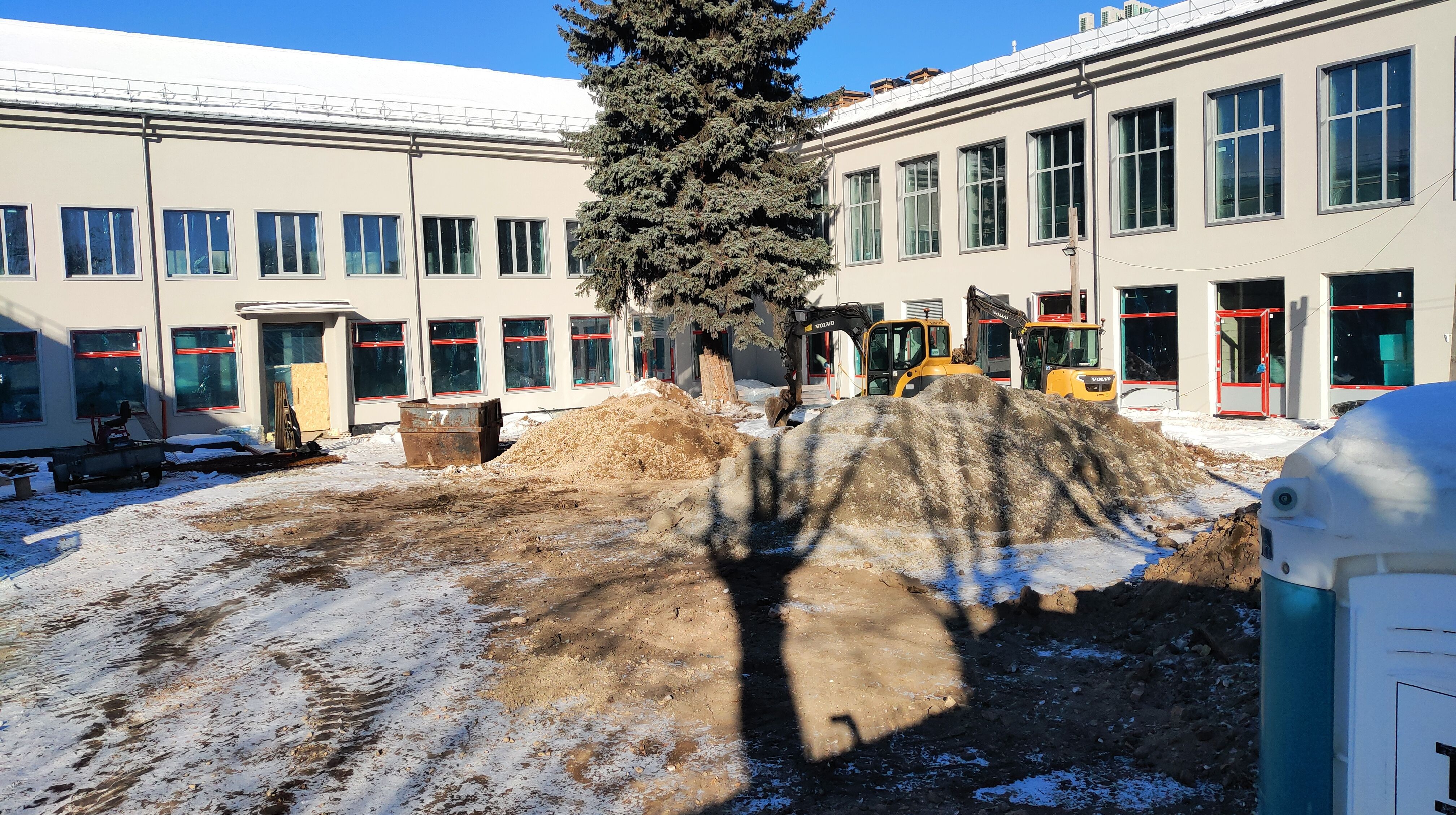 Click image for larger version

Name:	P60216-140454.jpg
Views:	89
Size:	1,91 MB
ID:	2242860