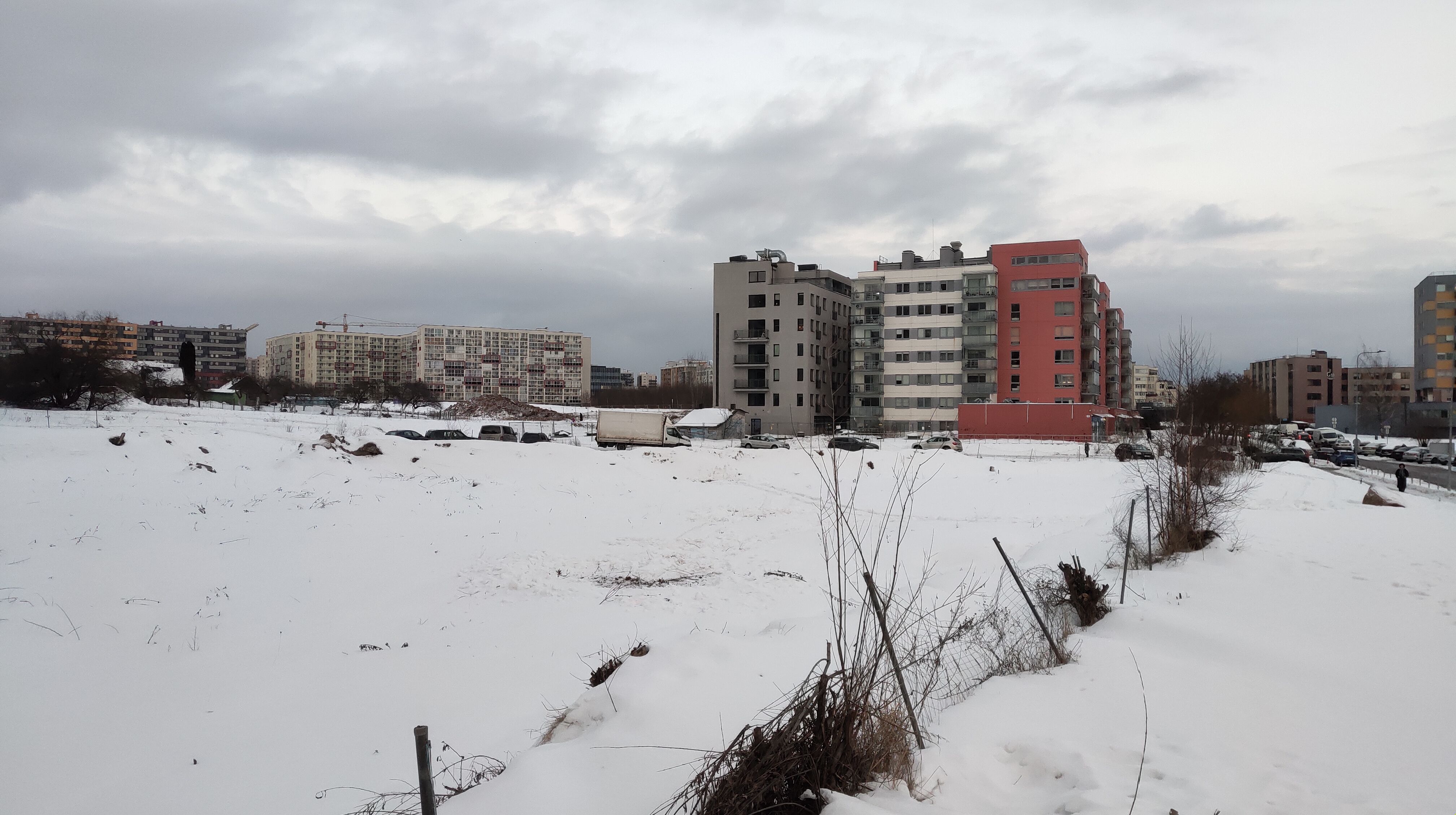 Click image for larger version

Name:	P60219-173226.jpg
Views:	761
Size:	976,3 kB
ID:	2243330