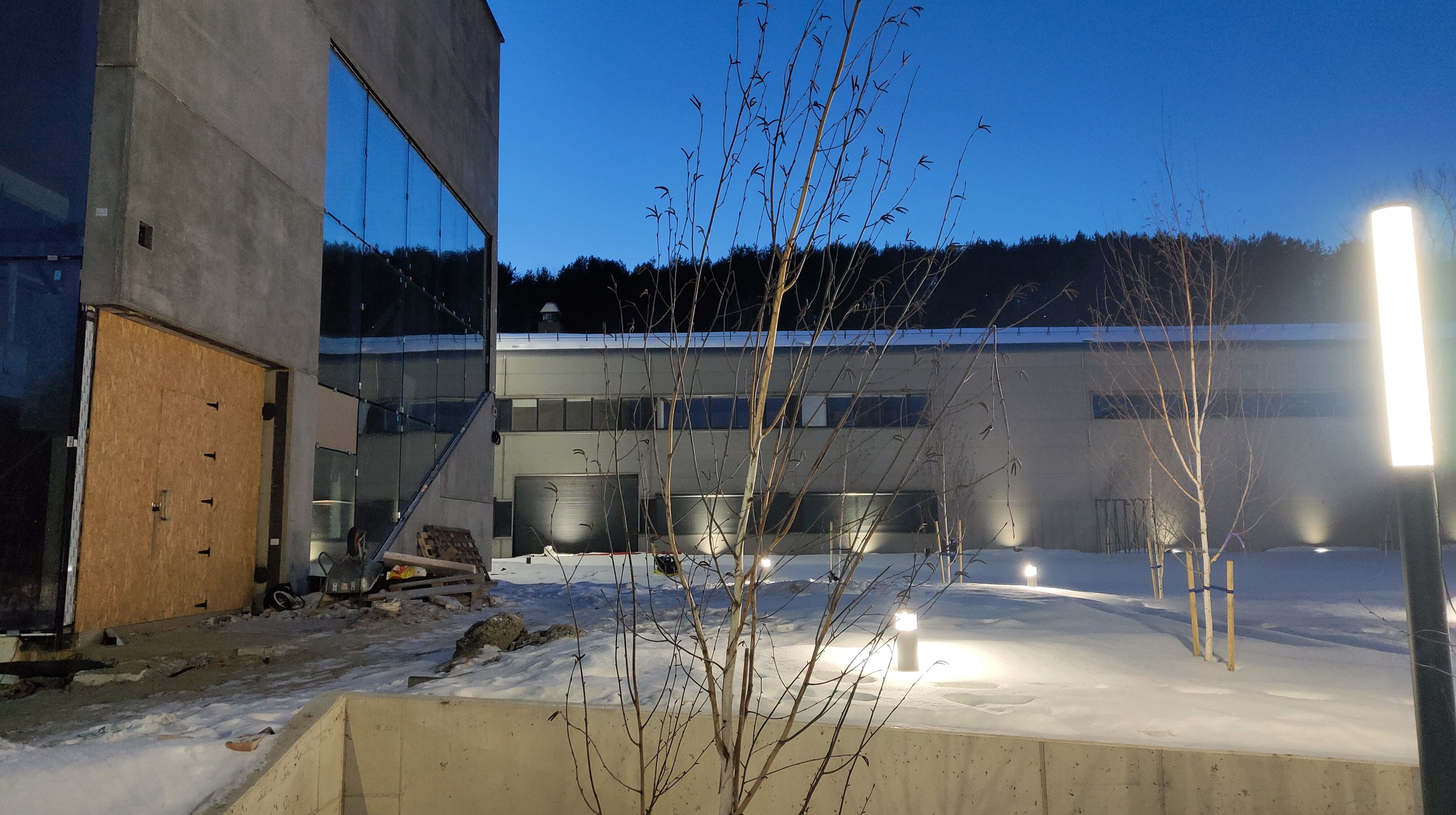 Click image for larger version

Name:	P60215-180211.jpg
Views:	743
Size:	1,21 MB
ID:	2243344