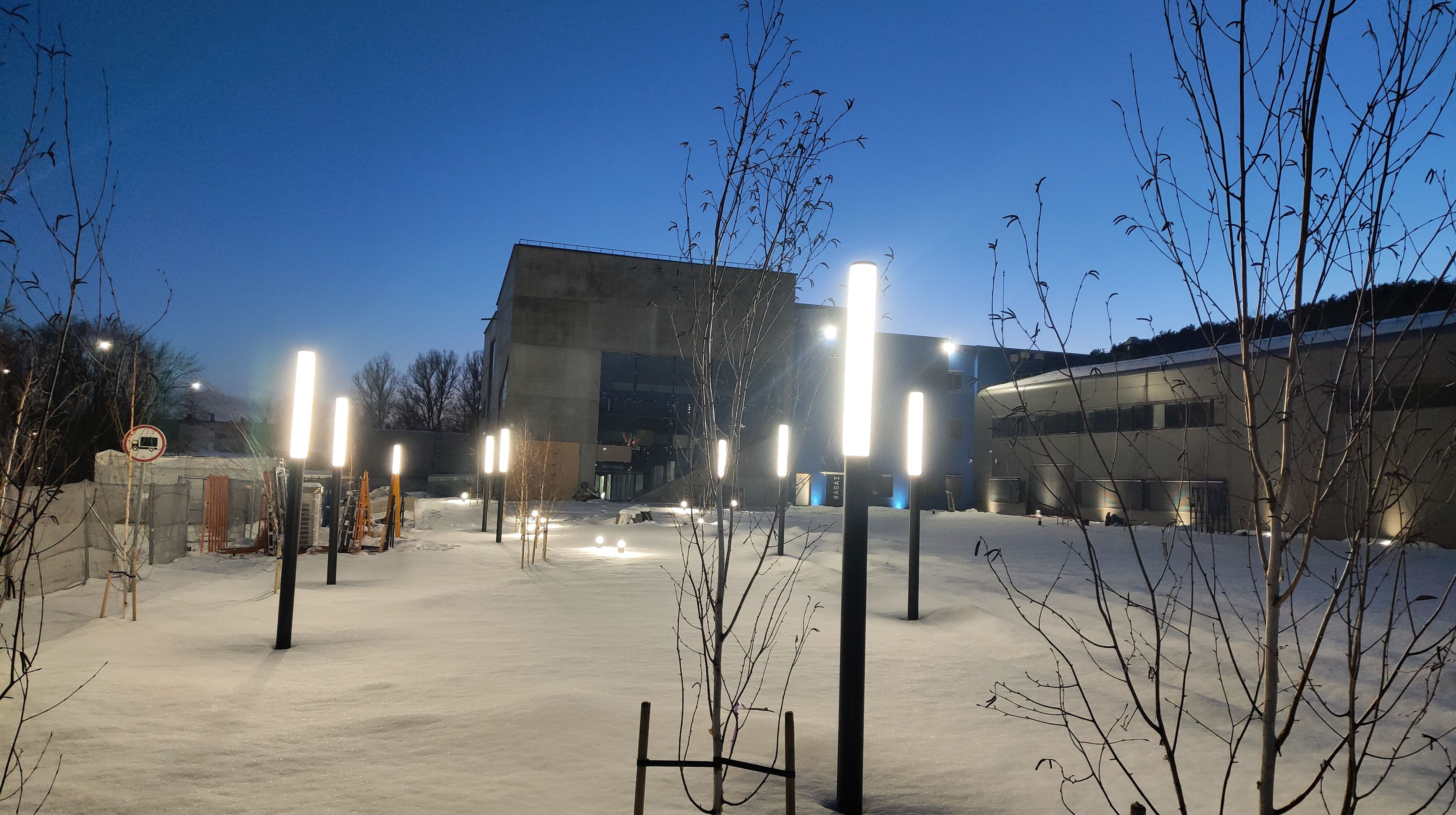 Click image for larger version

Name:	P60215-180320.jpg
Views:	744
Size:	1,32 MB
ID:	2243345