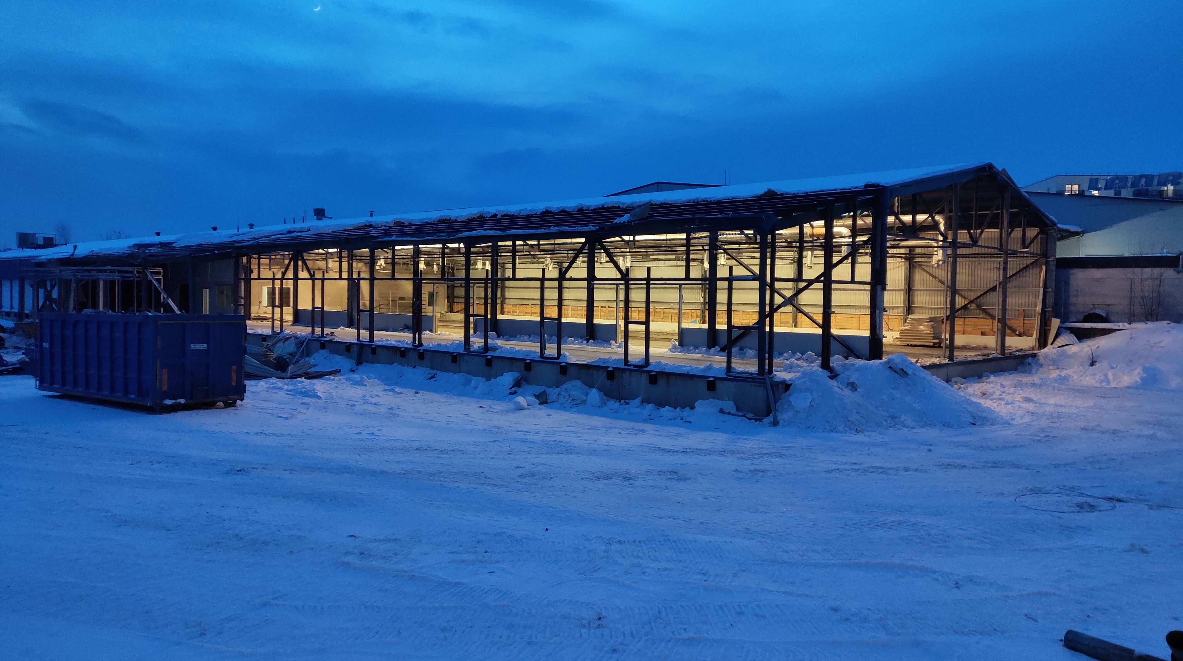 Click image for larger version

Name:	P60219-180709.jpg
Views:	571
Size:	1,00 MB
ID:	2243414