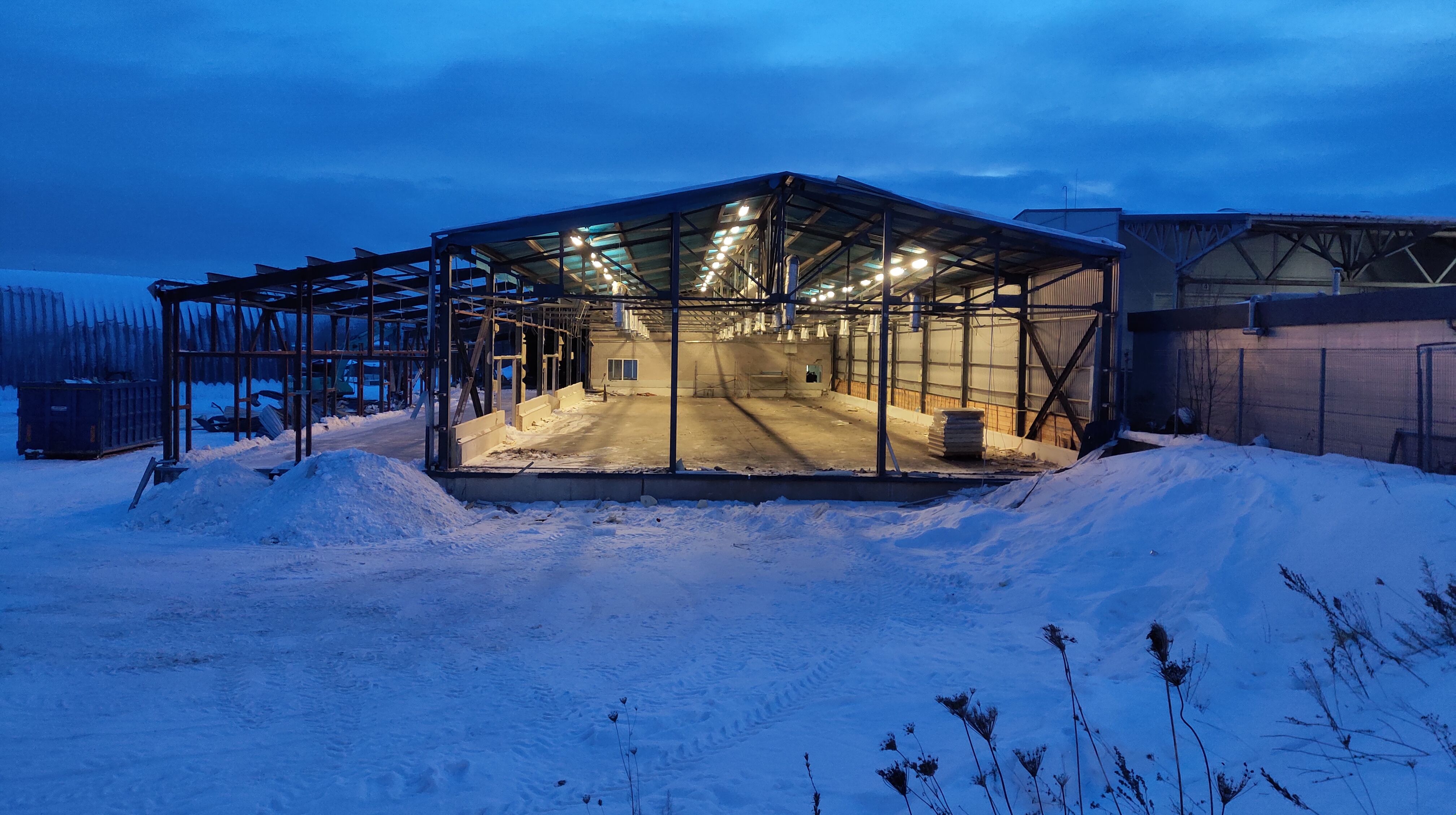 Click image for larger version

Name:	P60219-180525.jpg
Views:	568
Size:	1,04 MB
ID:	2243417