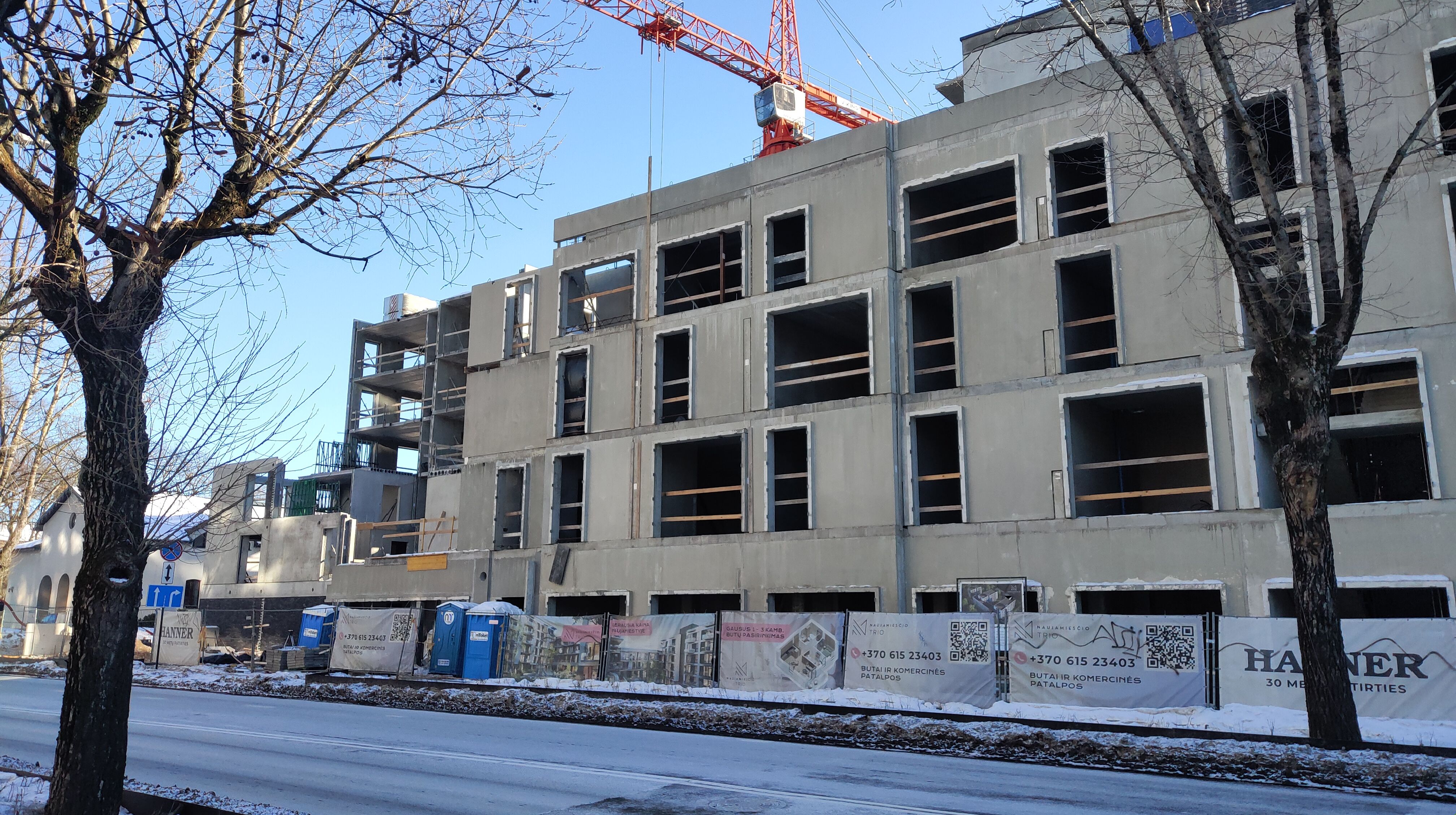 Click image for larger version

Name:	P60216-140812.jpg
Views:	405
Size:	1,68 MB
ID:	2243596