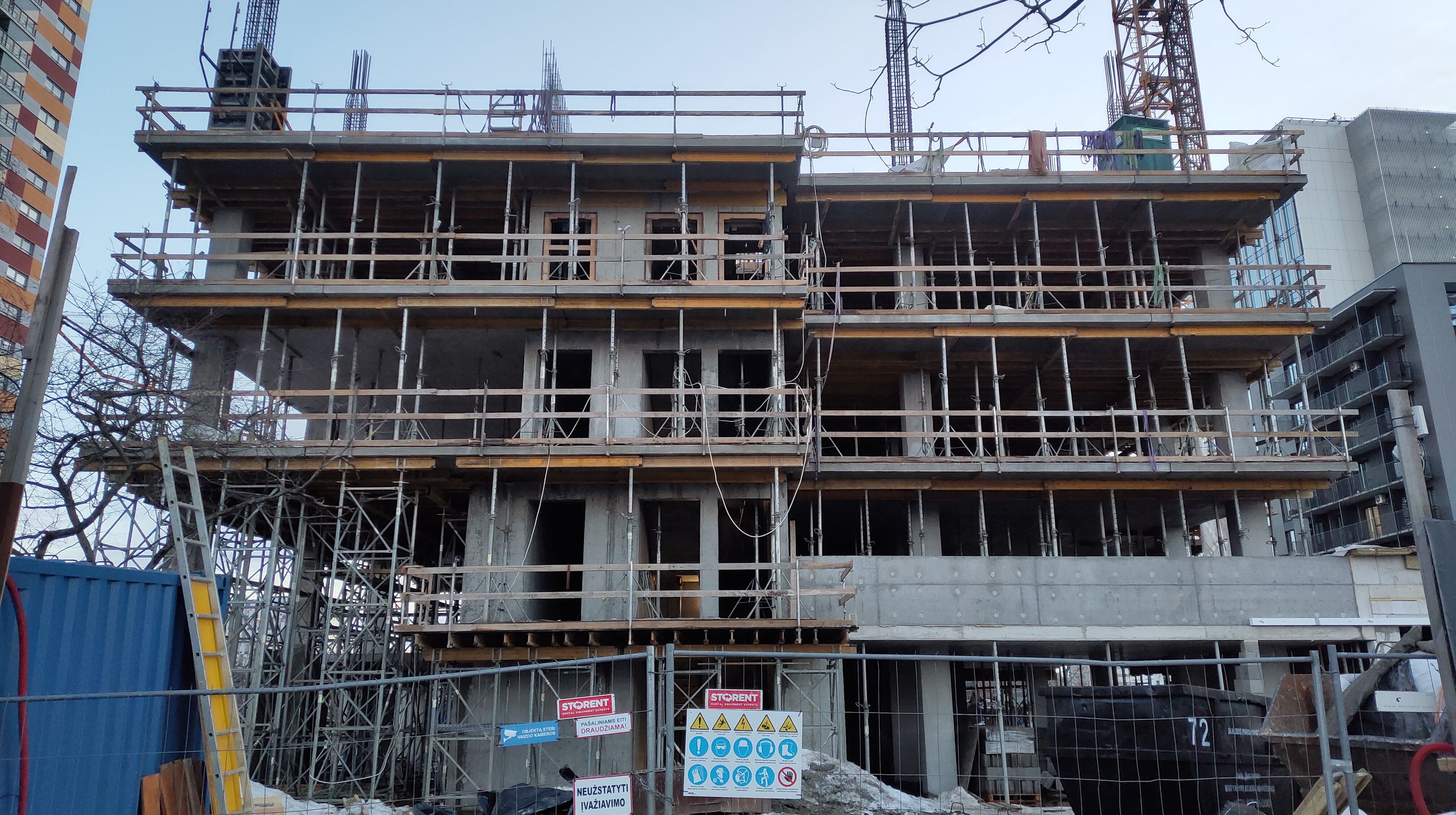 Click image for larger version  Name:	P60303-175946.jpg Views:	22 Size:	1,56 MB ID:	2244709