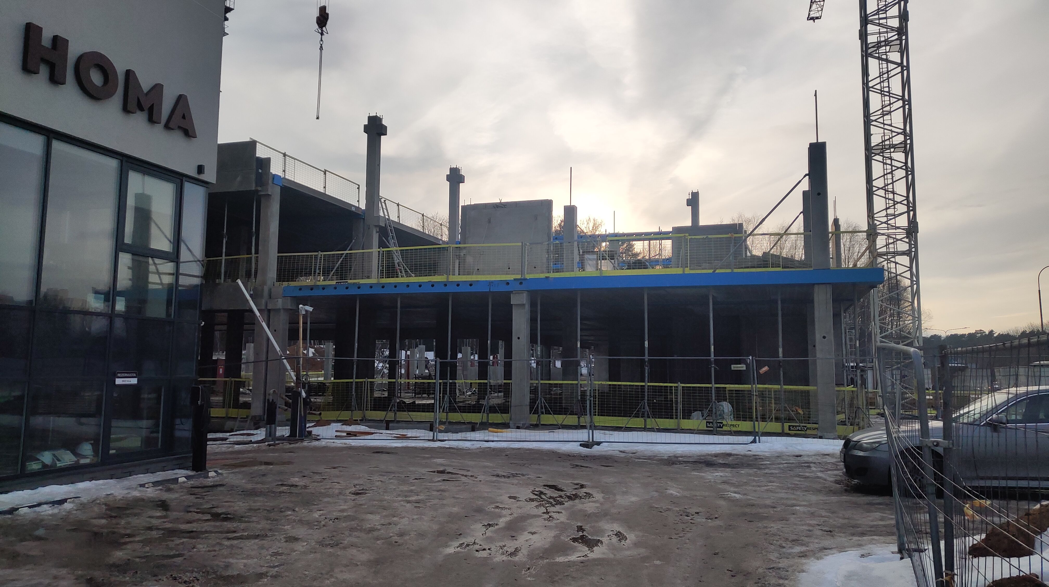 Click image for larger version  Name:	P60301-165448.jpg Views:	0 Size:	1,10 MB ID:	2244842