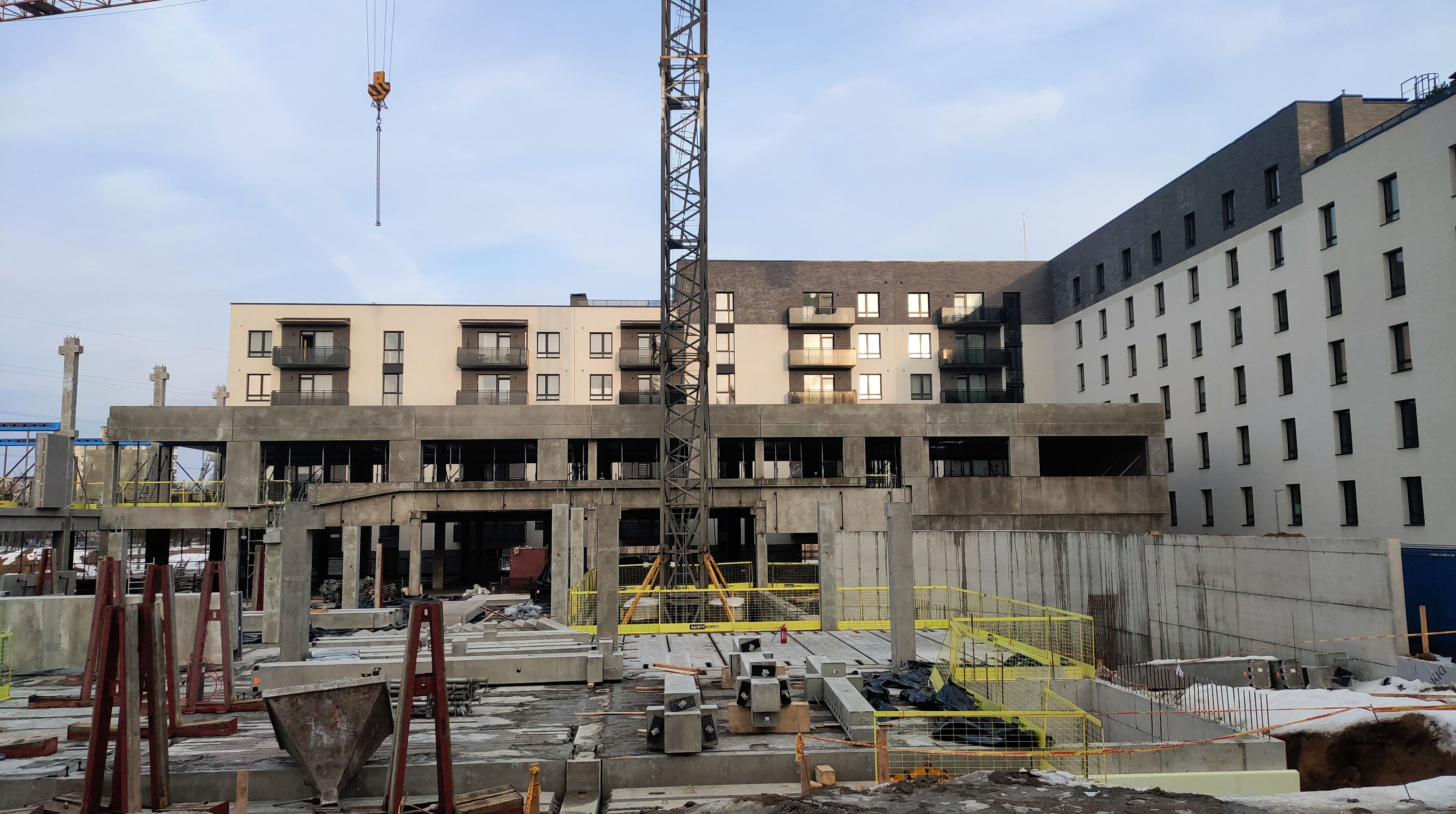 Click image for larger version  Name:	P60301-165129.jpg Views:	0 Size:	1,24 MB ID:	2244845