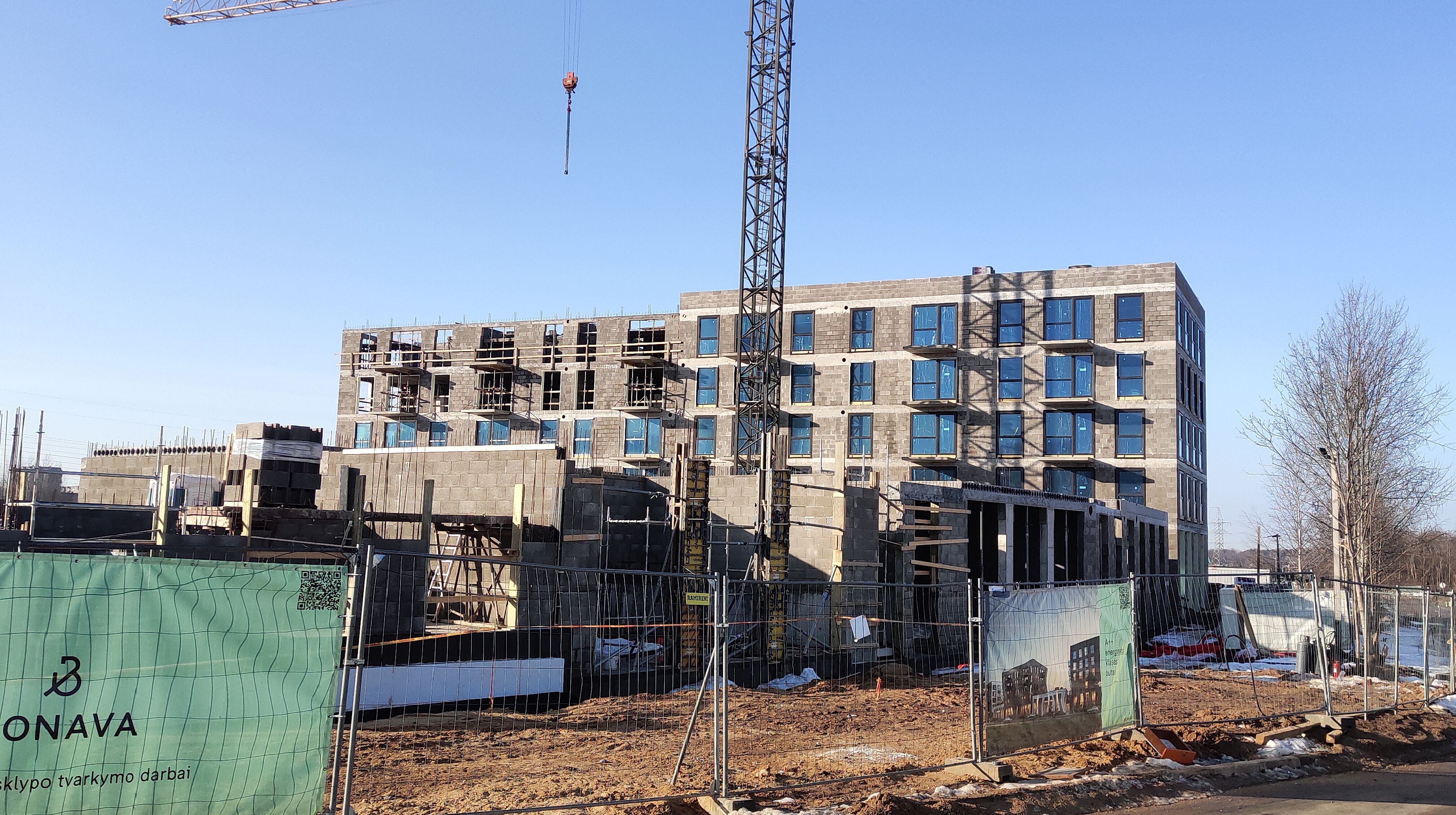 Click image for larger version

Name:	P60308-090551.jpg
Views:	325
Size:	1,69 MB
ID:	2244998