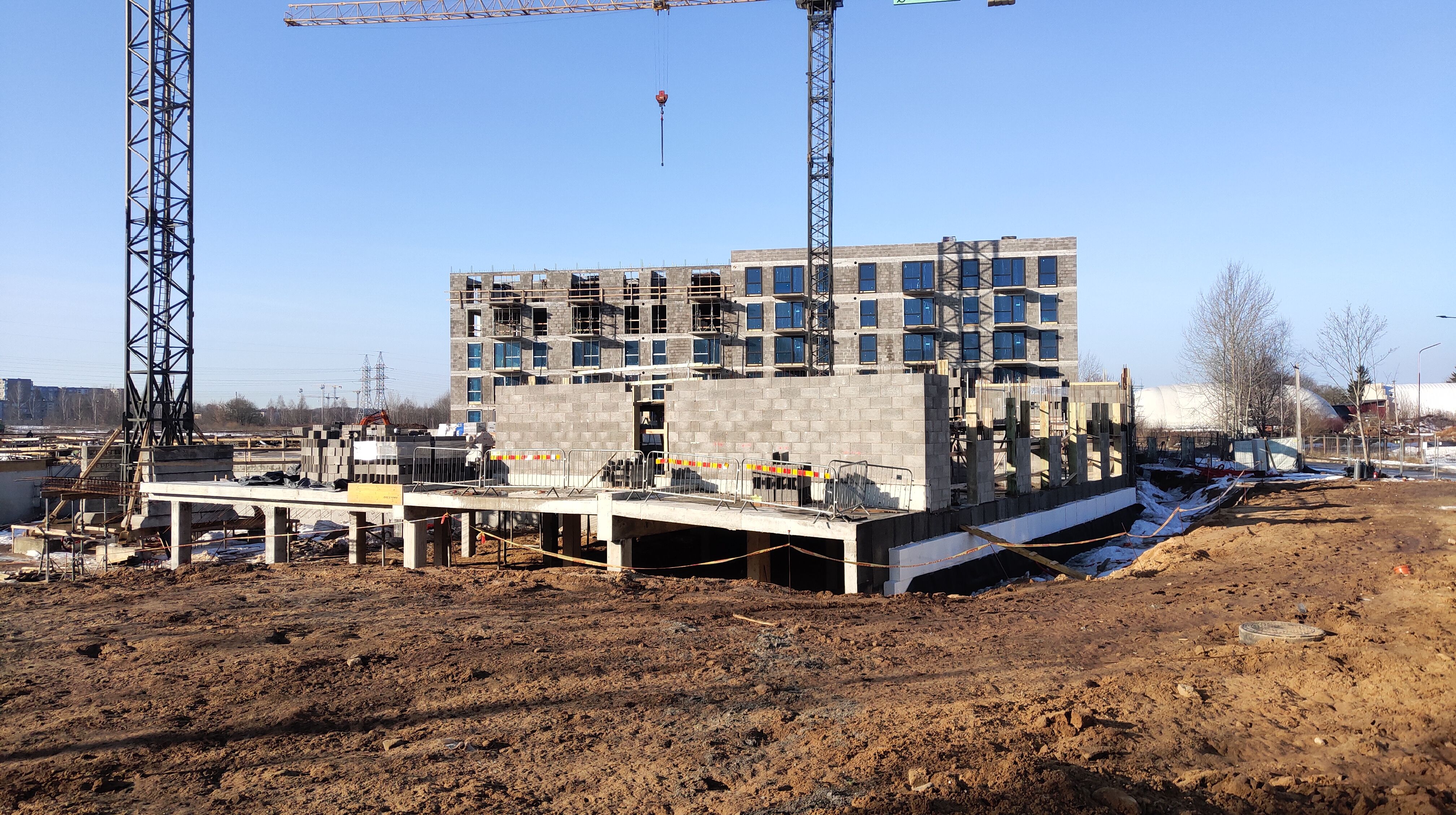 Click image for larger version

Name:	P60308-090616.jpg
Views:	325
Size:	1,86 MB
ID:	2245000