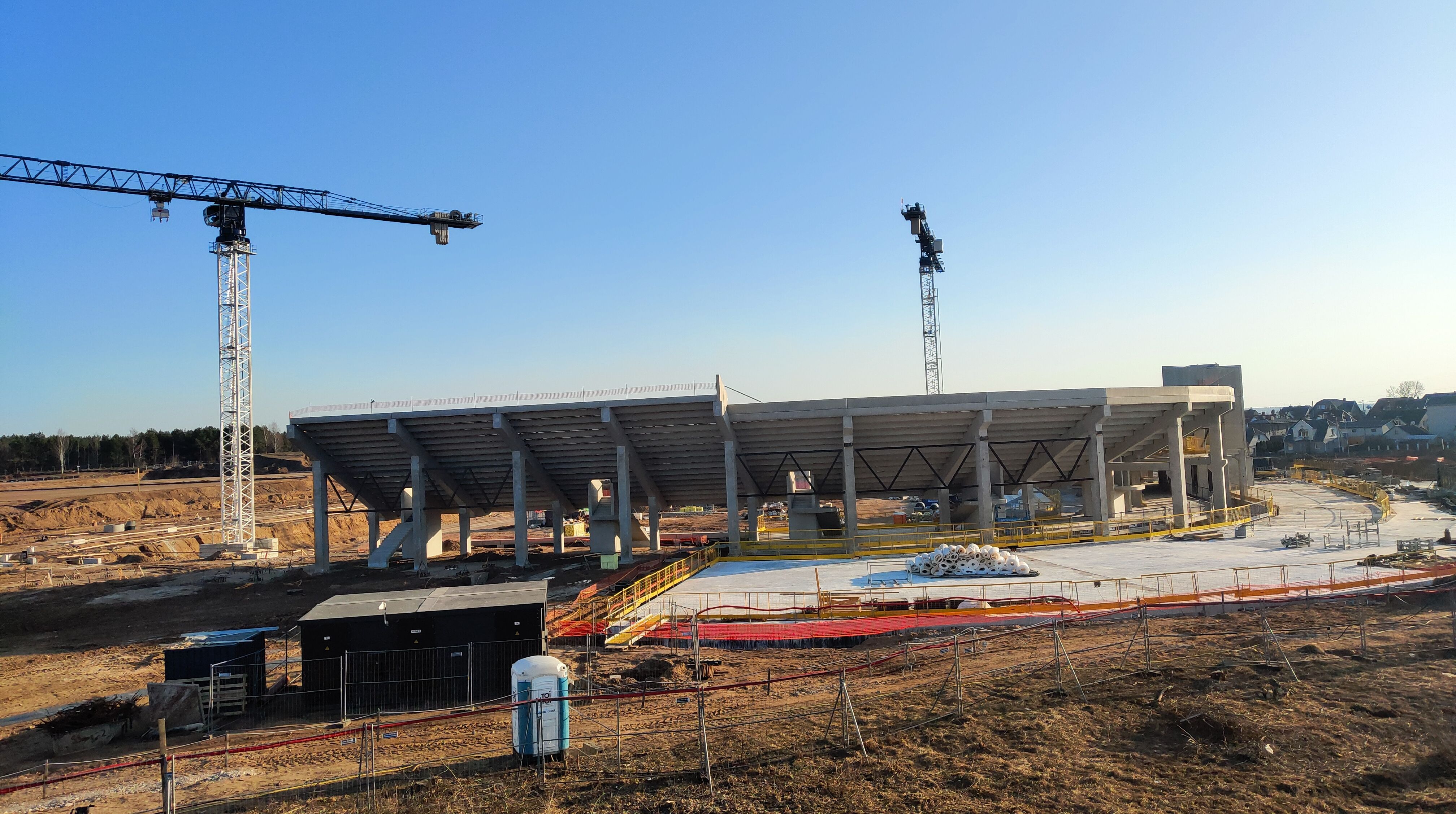 Click image for larger version

Name:	P60315-164708.jpg
Views:	321
Size:	1,31 MB
ID:	2245656