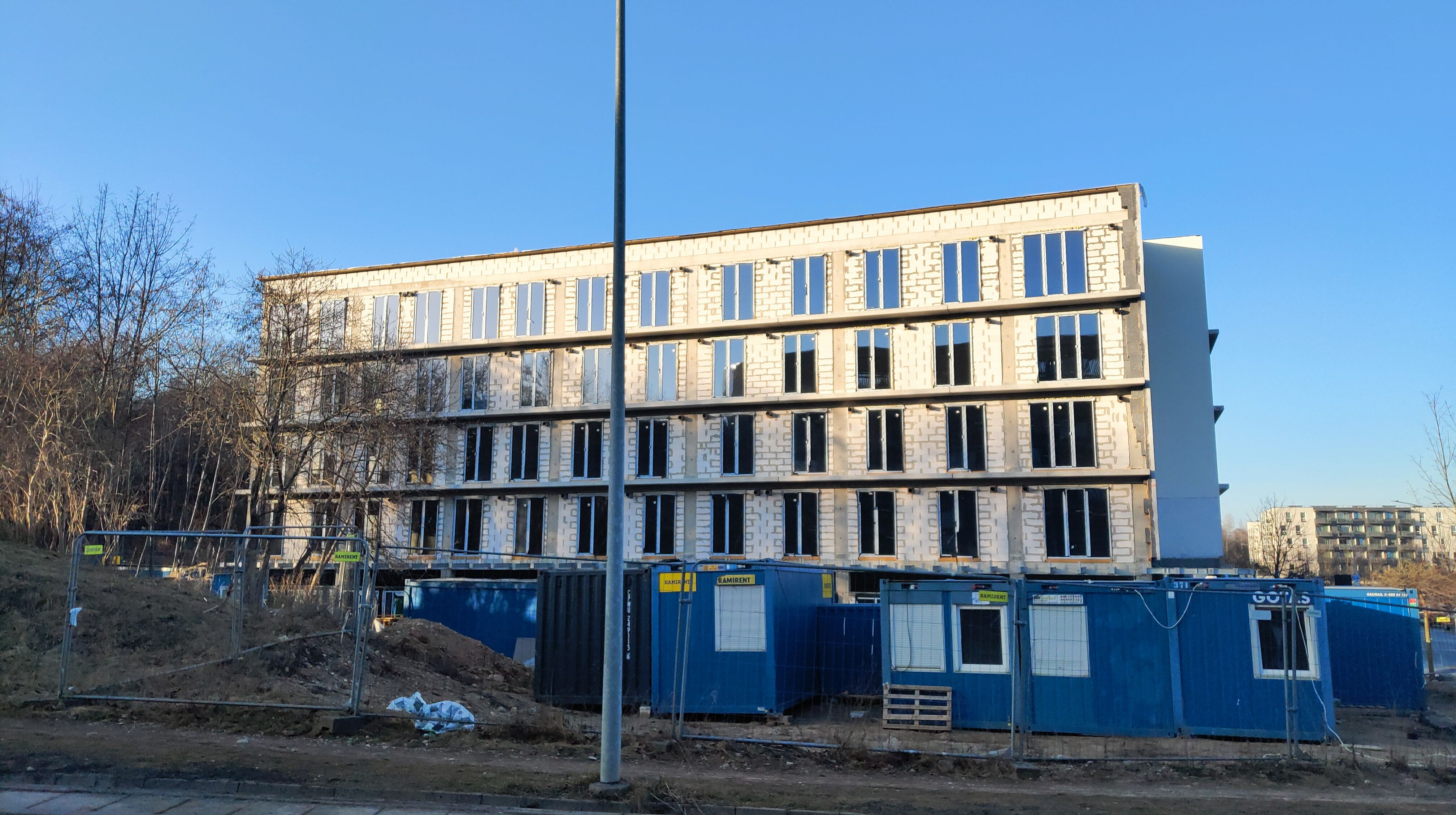 Click image for larger version

Name:	P60315-165713.jpg
Views:	342
Size:	1,19 MB
ID:	2245948