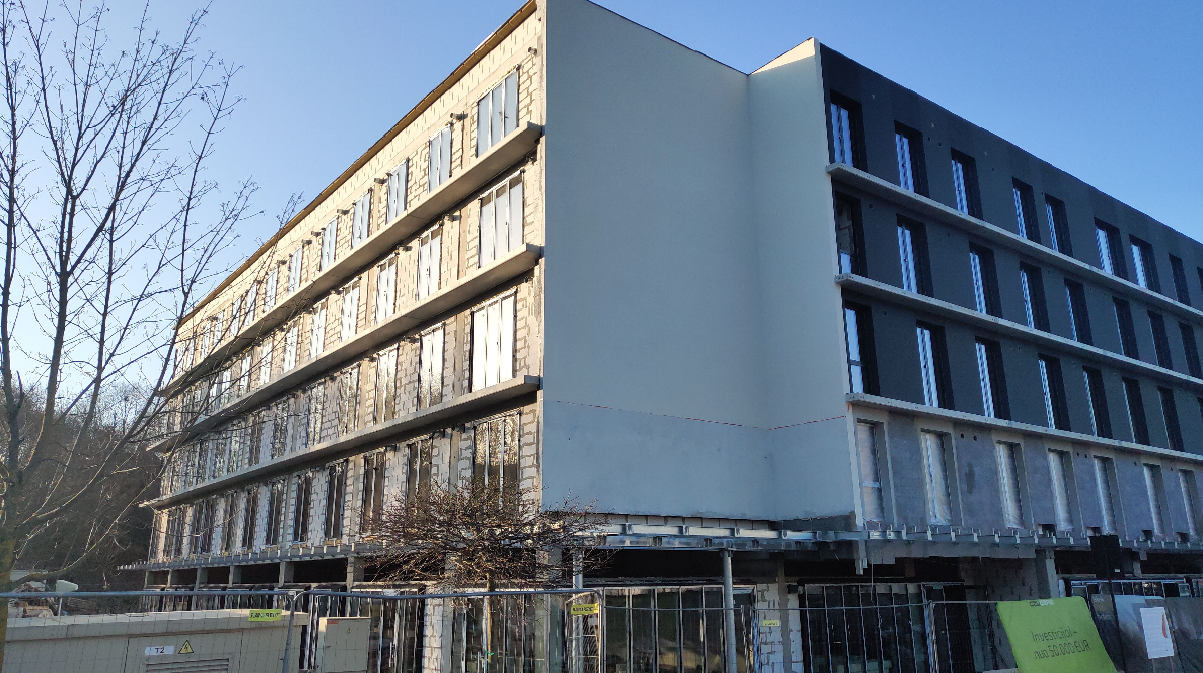 Click image for larger version

Name:	P60315-165751.jpg
Views:	342
Size:	1,37 MB
ID:	2245955