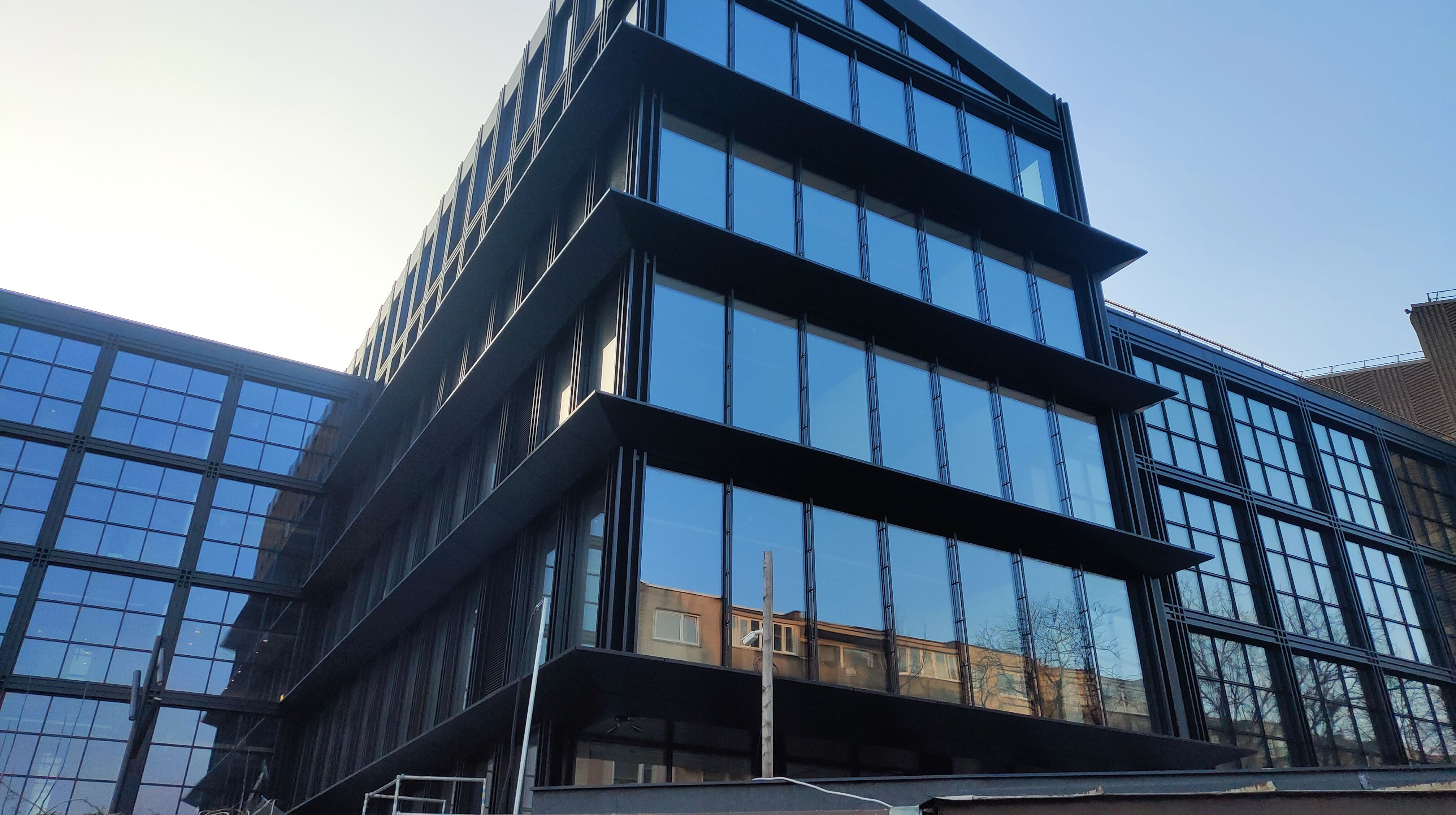 Click image for larger version

Name:	P60311-170938.jpg
Views:	448
Size:	1,04 MB
ID:	2246180