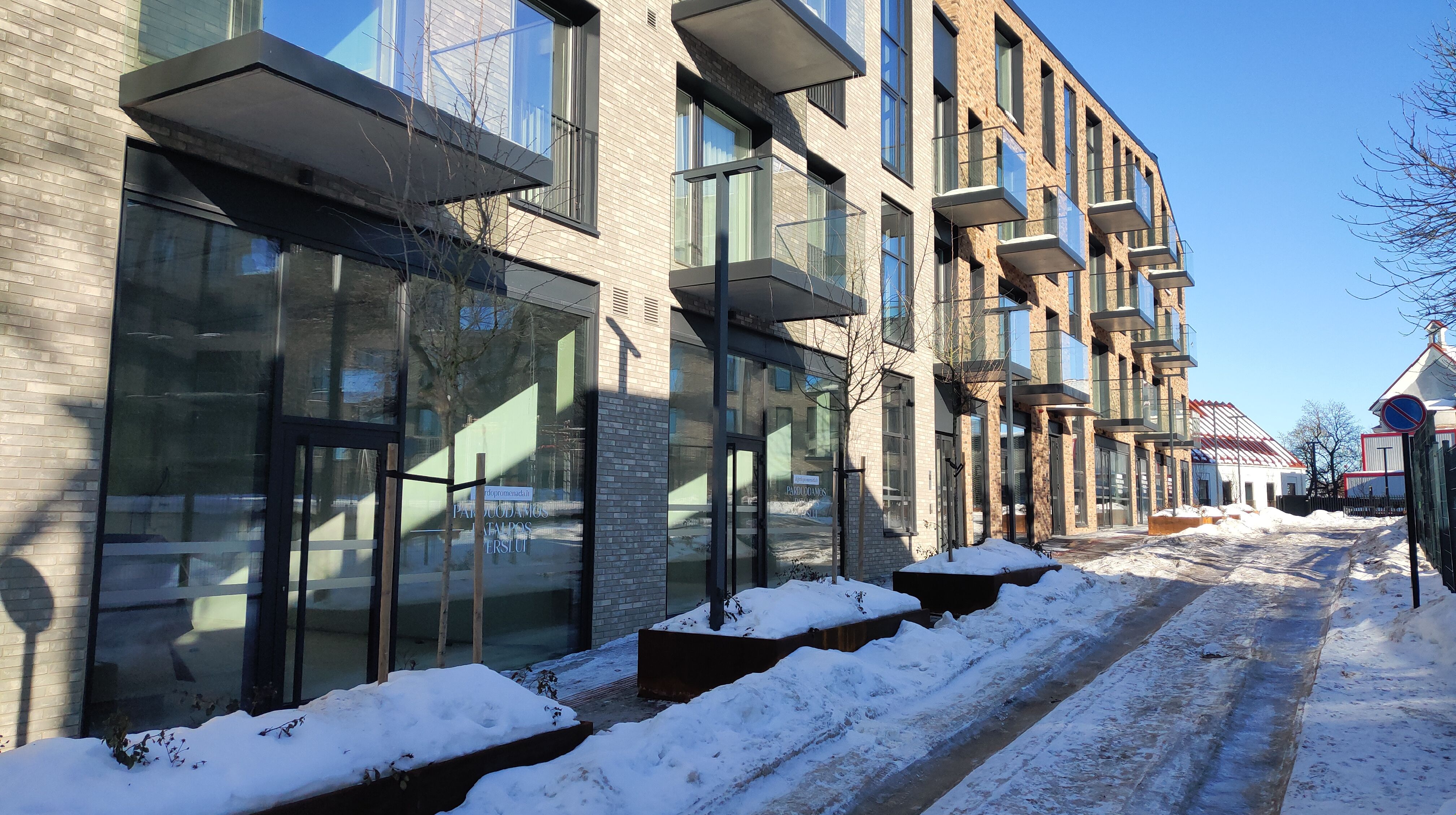 Click image for larger version

Name:	P60216-141406.jpg
Views:	791
Size:	1,51 MB
ID:	2246910