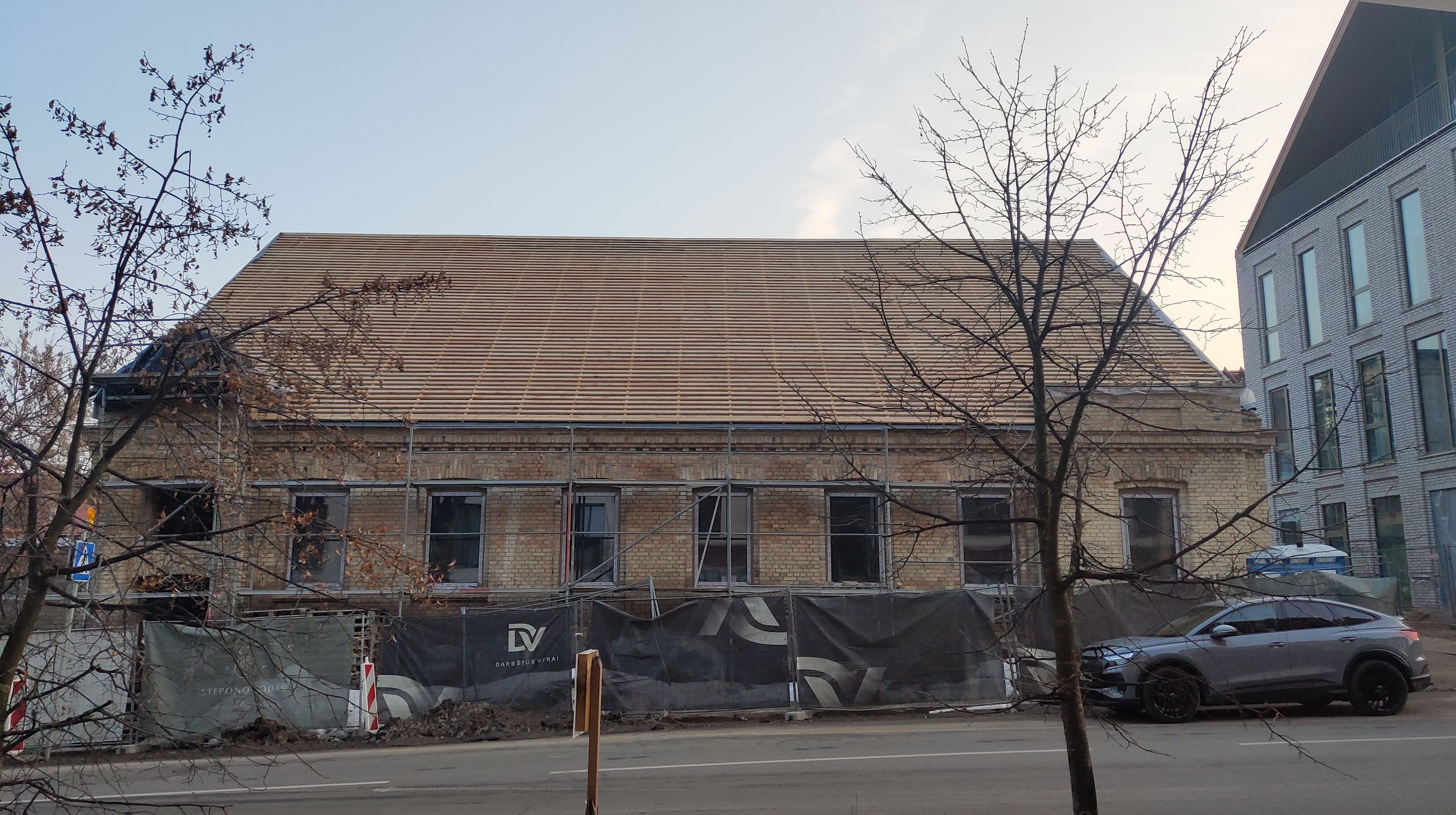 Click image for larger version

Name:	P60311-173254.jpg
Views:	379
Size:	1,57 MB
ID:	2247559