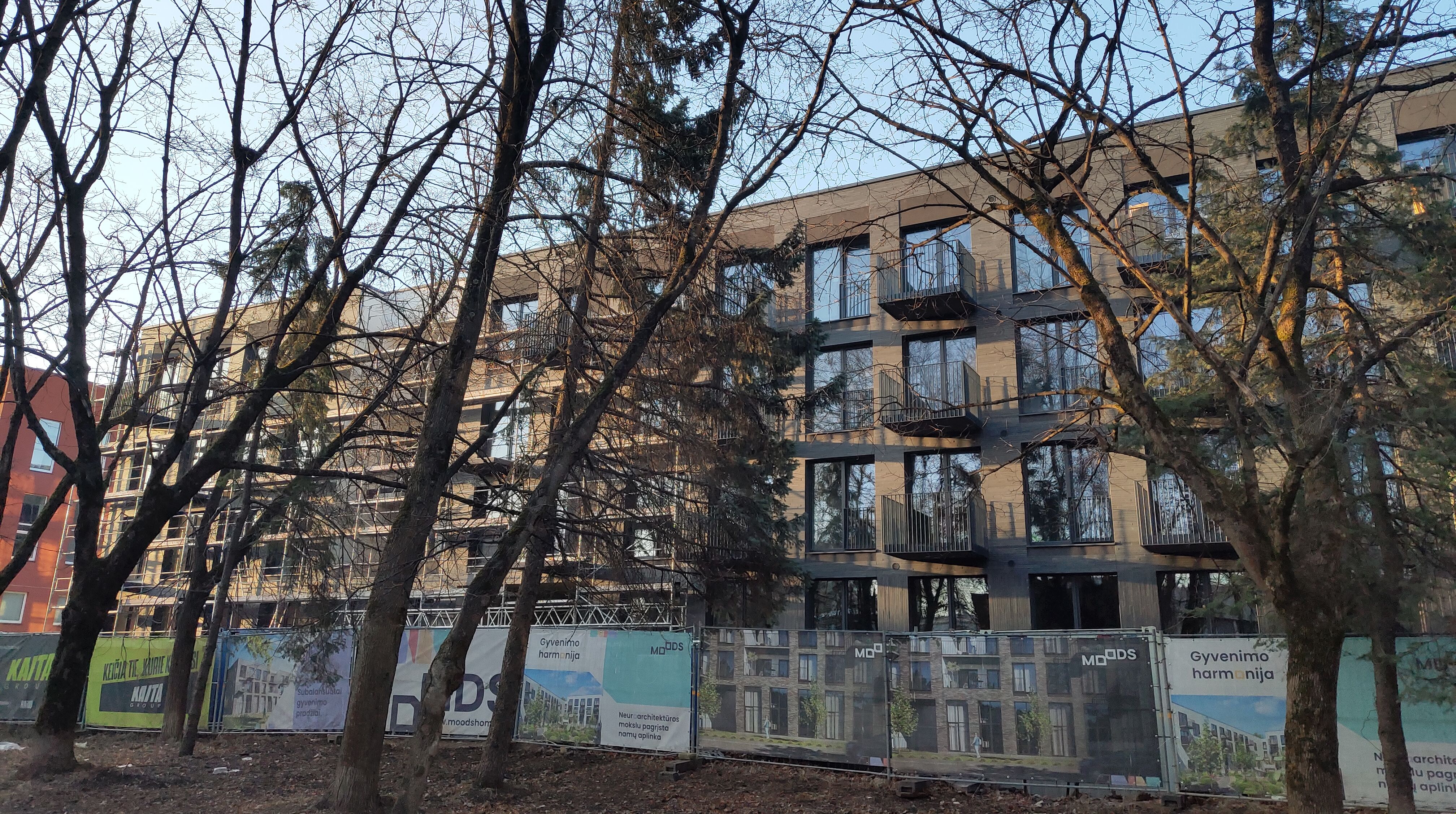 Click image for larger version

Name:	P60315-173033.jpg
Views:	589
Size:	2,43 MB
ID:	2248452