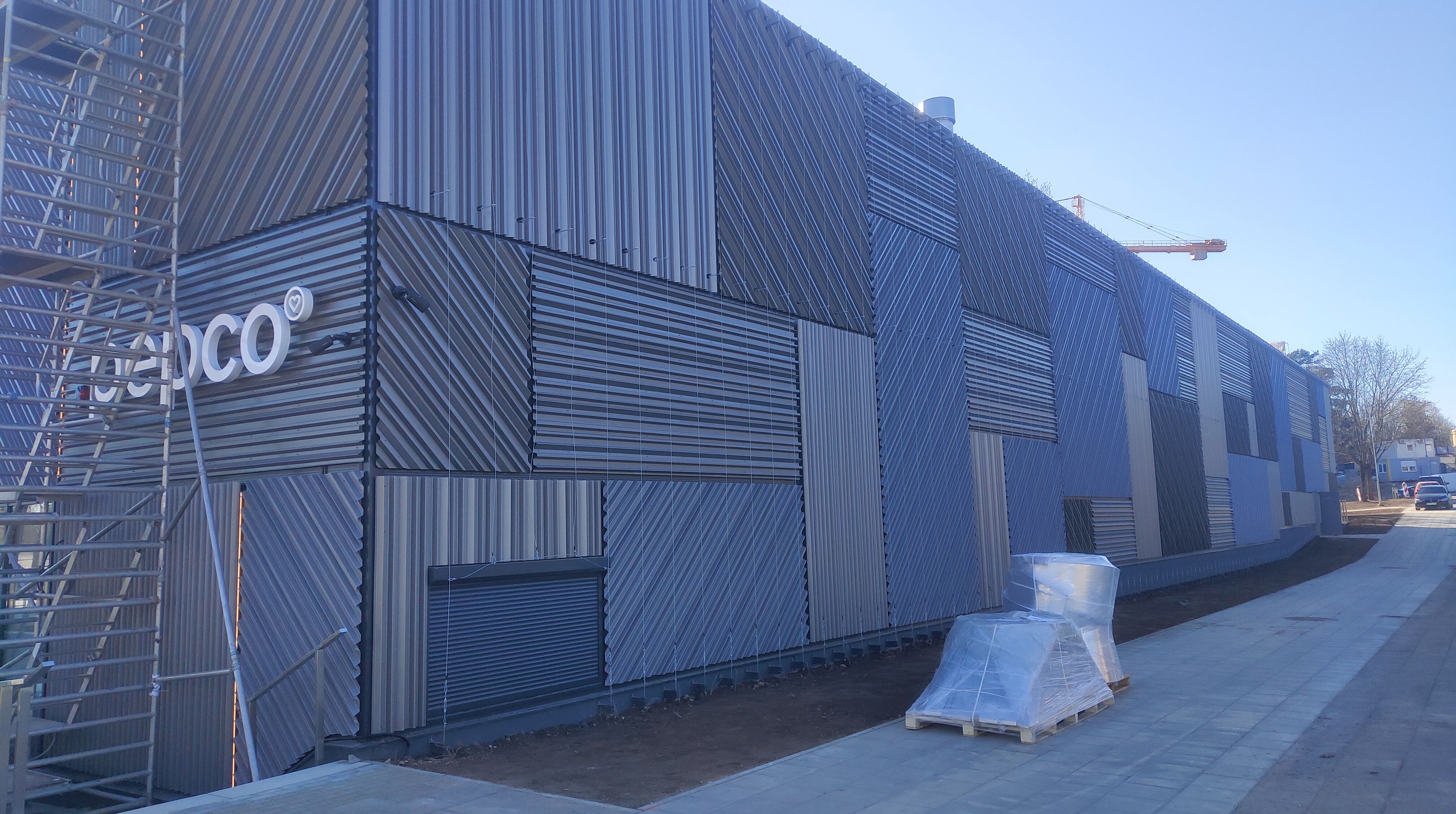 Click image for larger version

Name:	P60401-165352.jpg
Views:	244
Size:	1,42 MB
ID:	2248516