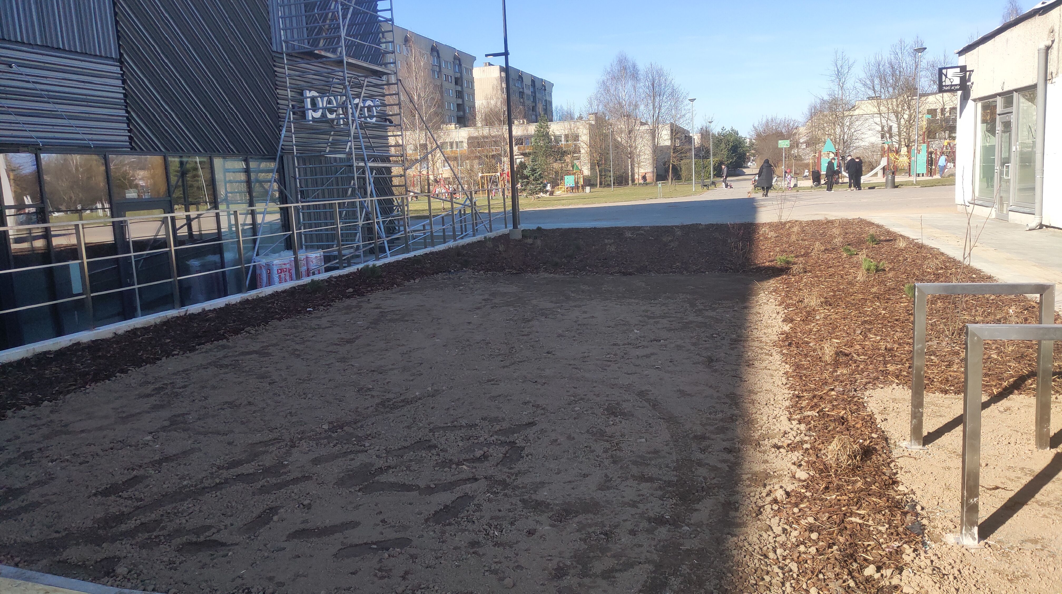 Click image for larger version

Name:	P60401-165521.jpg
Views:	247
Size:	1,81 MB
ID:	2248524