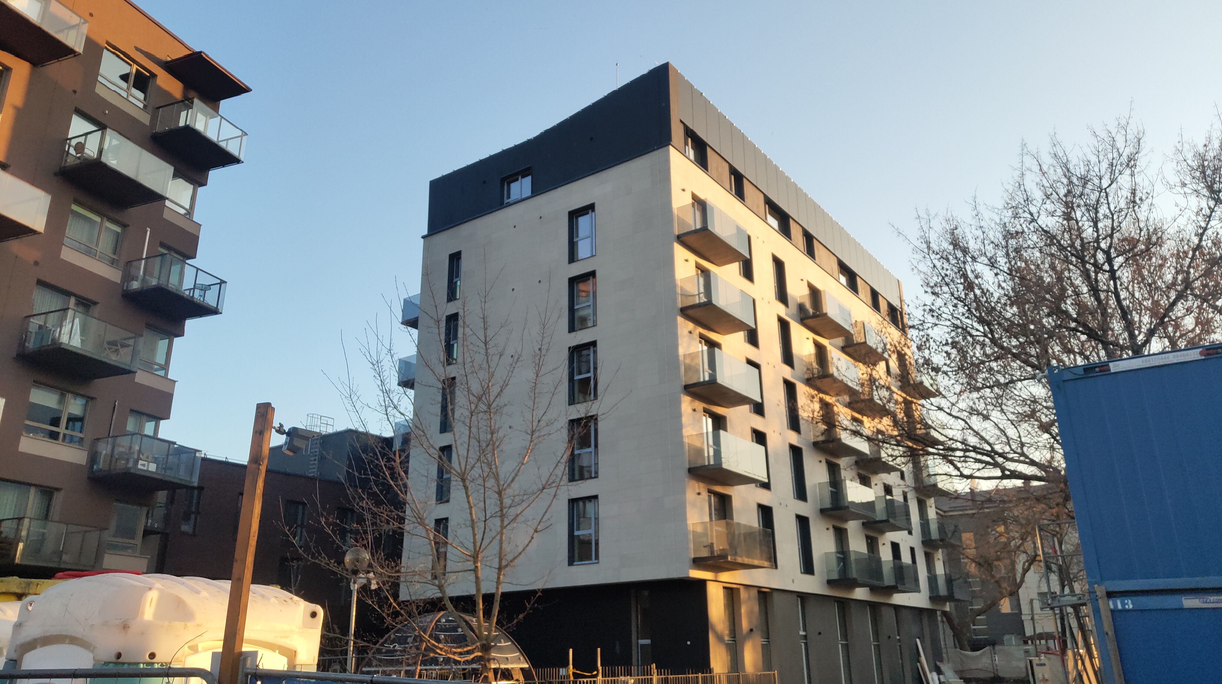 Click image for larger version

Name:	P60321-174813.jpg
Views:	421
Size:	1,04 MB
ID:	2249246