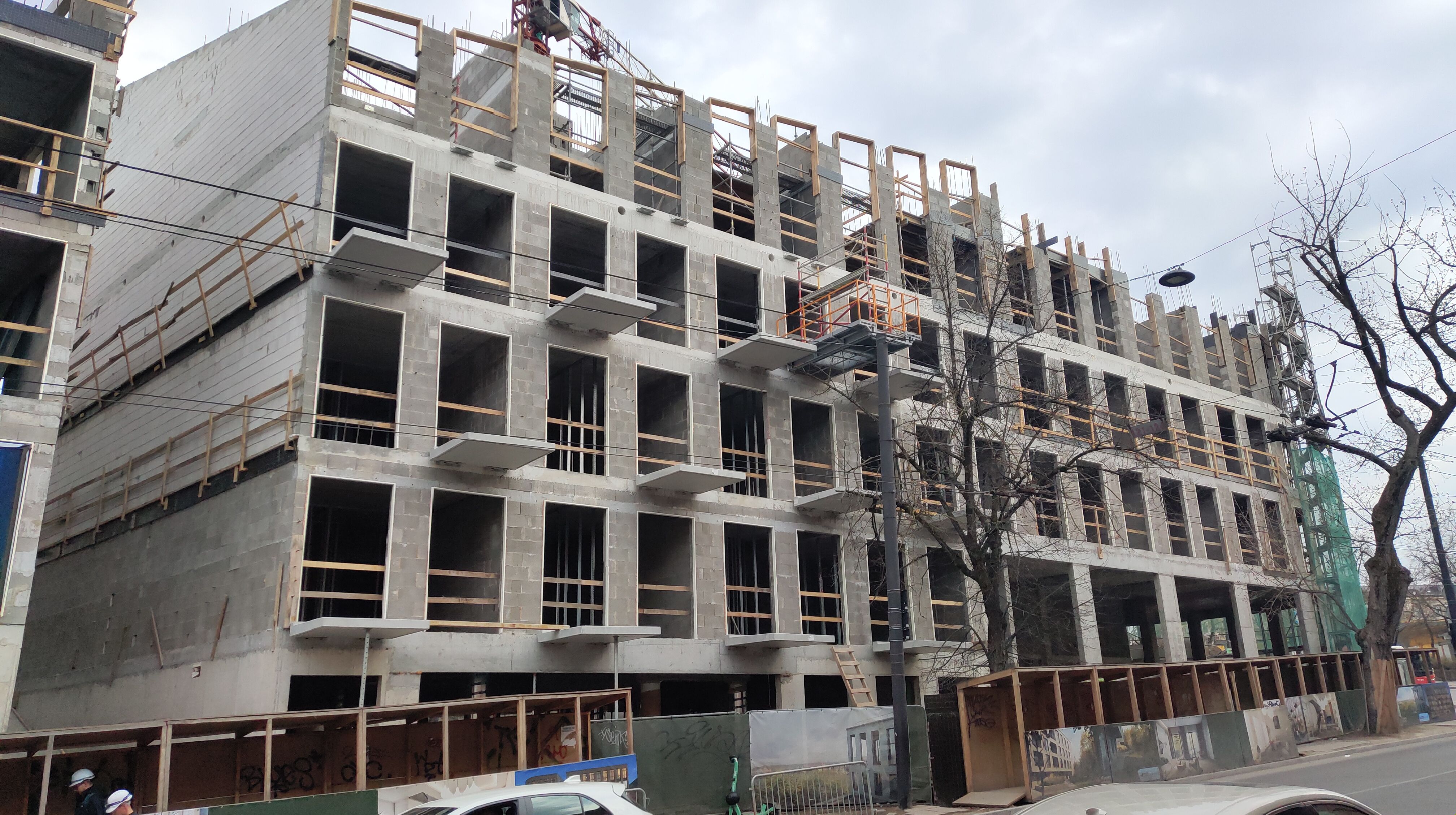 Click image for larger version

Name:	P60330-170902.jpg
Views:	402
Size:	1,41 MB
ID:	2249451