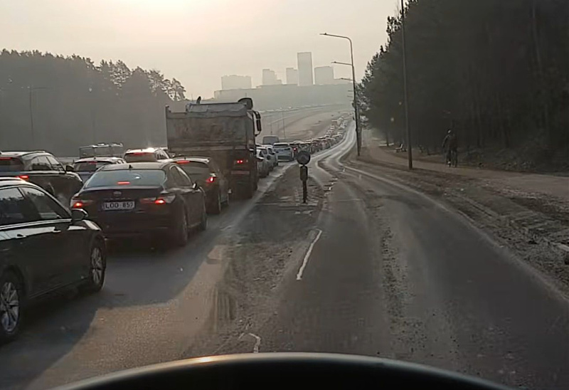 Click image for larger version

Name:	Untitled.jpg
Views:	165
Size:	87,1 kB
ID:	2249902