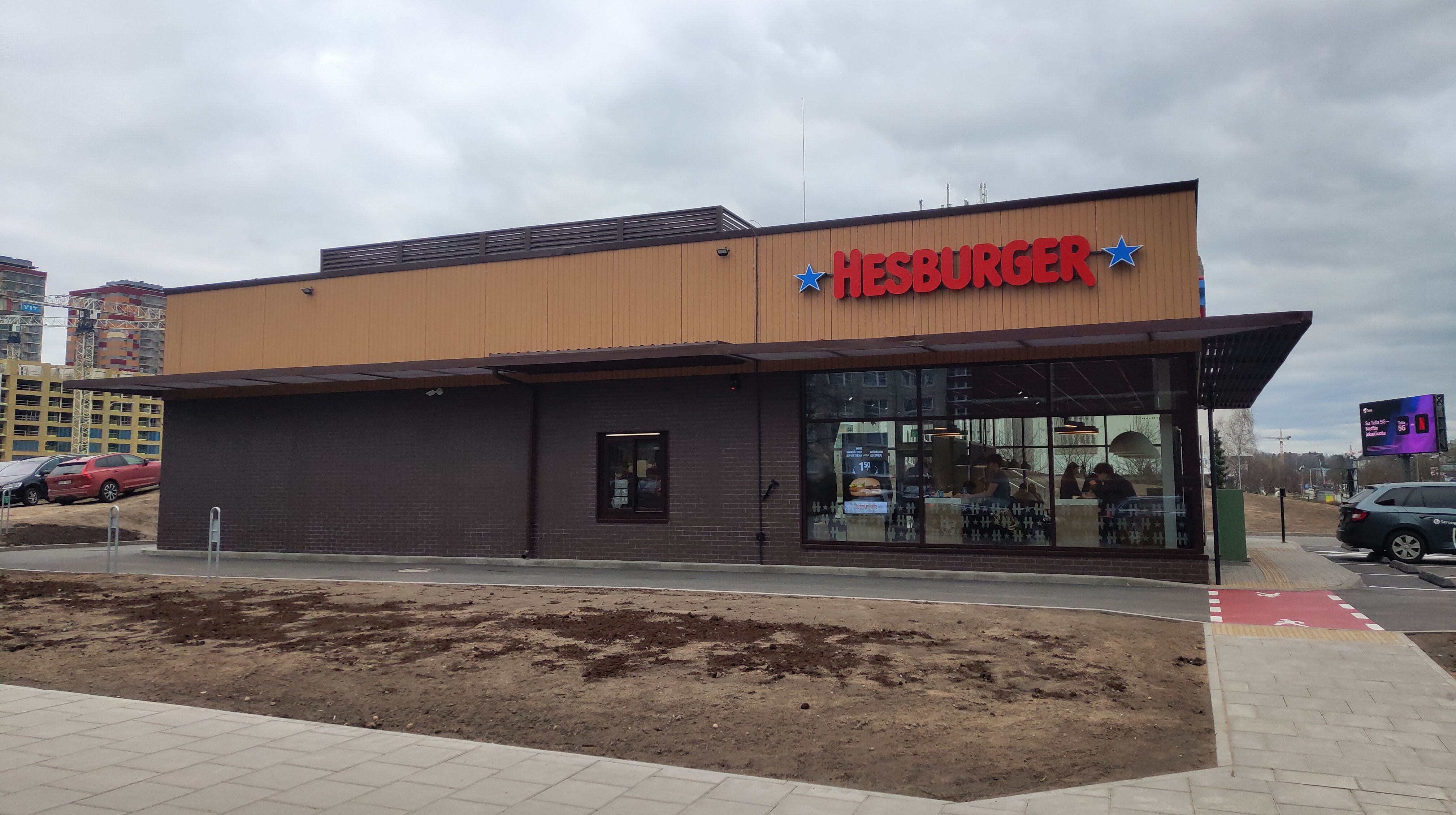 Click image for larger version

Name:	P60409-172017.jpg
Views:	0
Size:	982,0 kB
ID:	2250474