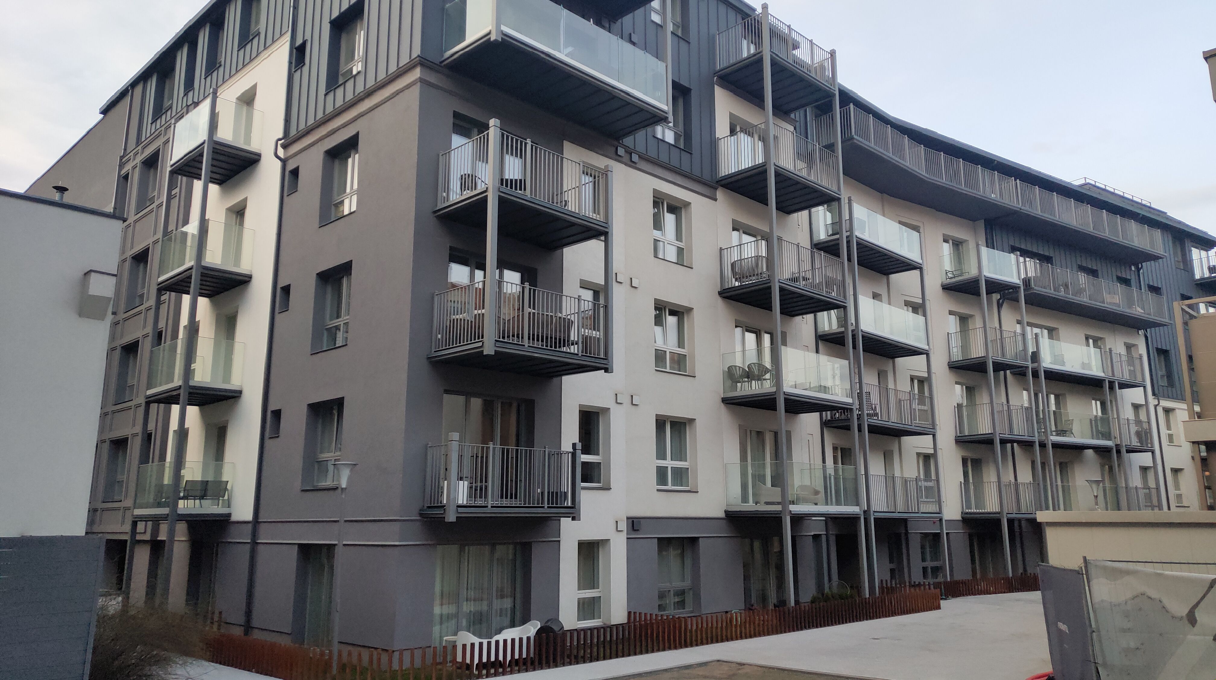 Click image for larger version

Name:	P60330-190546.jpg
Views:	762
Size:	1,06 MB
ID:	2250551