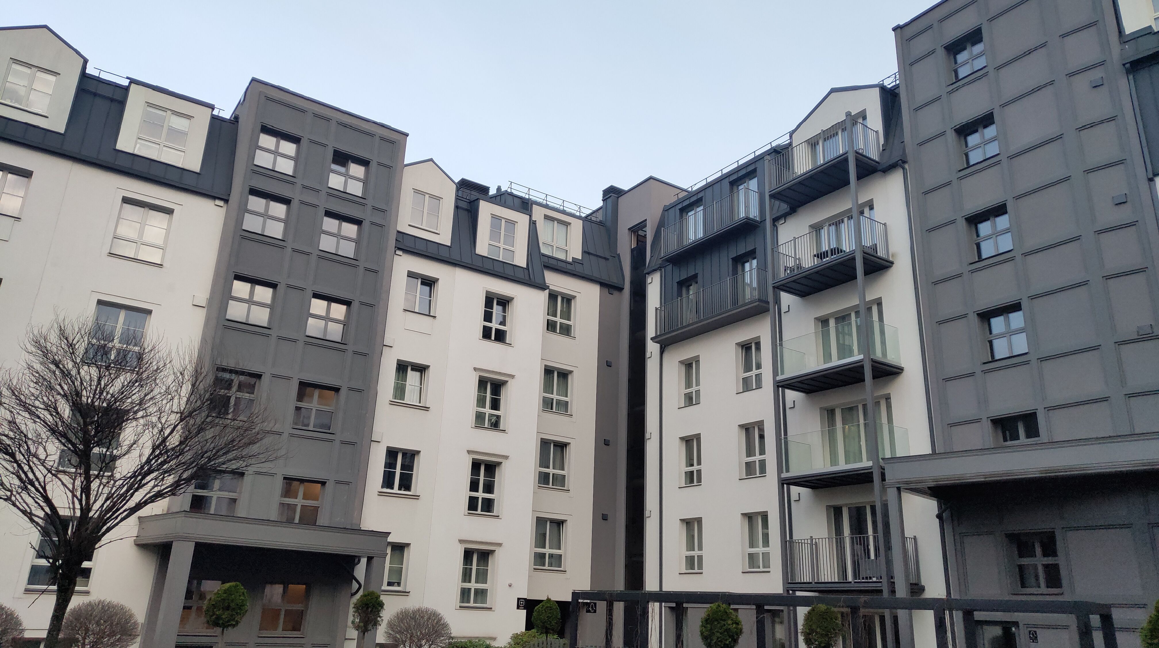 Click image for larger version

Name:	P60330-191213.jpg
Views:	49
Size:	1,08 MB
ID:	2250984