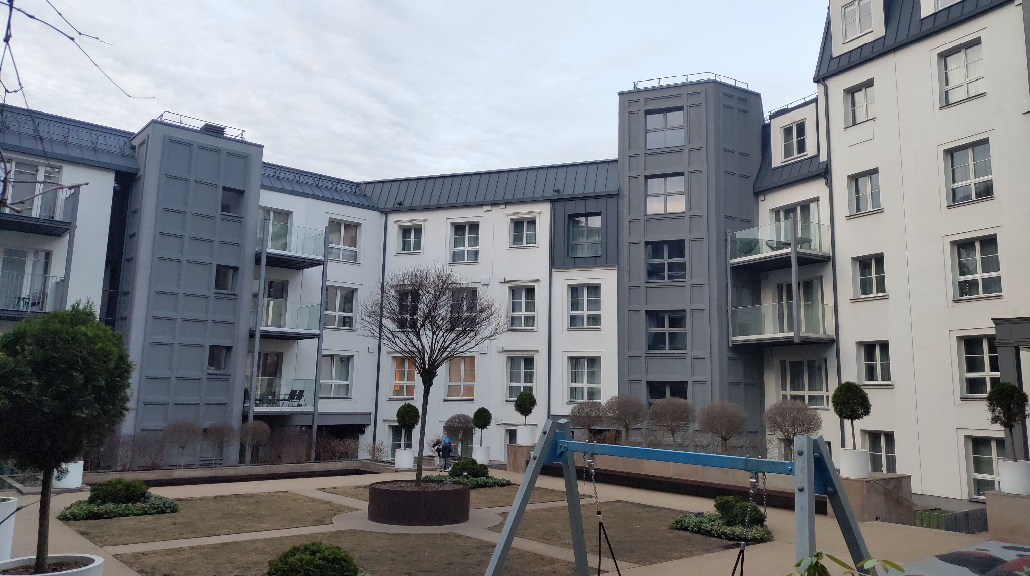 Click image for larger version

Name:	P60330-191249.jpg
Views:	49
Size:	1,04 MB
ID:	2250985