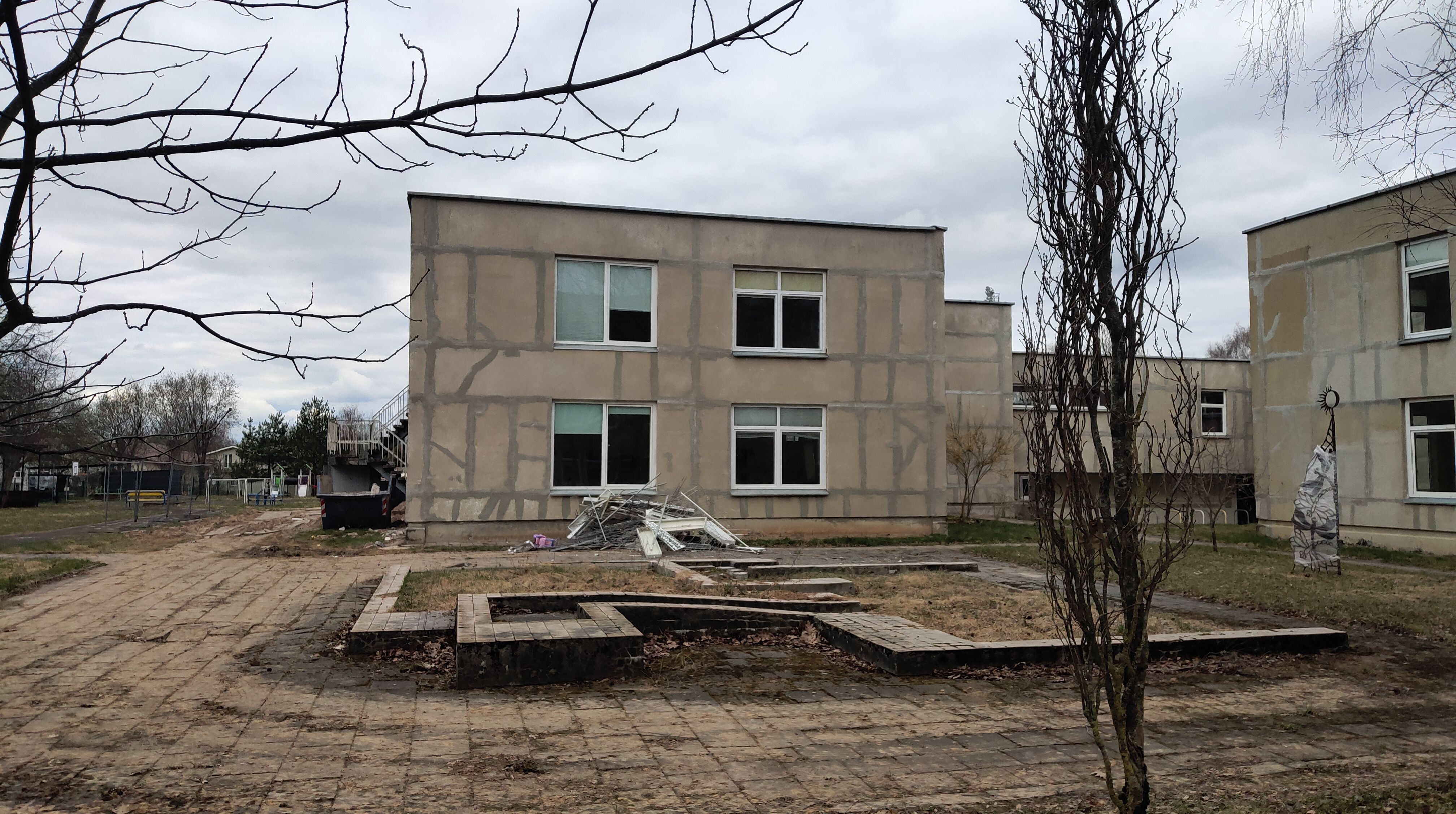 Click image for larger version

Name:	P60412-164251.jpg
Views:	223
Size:	1,42 MB
ID:	2251430